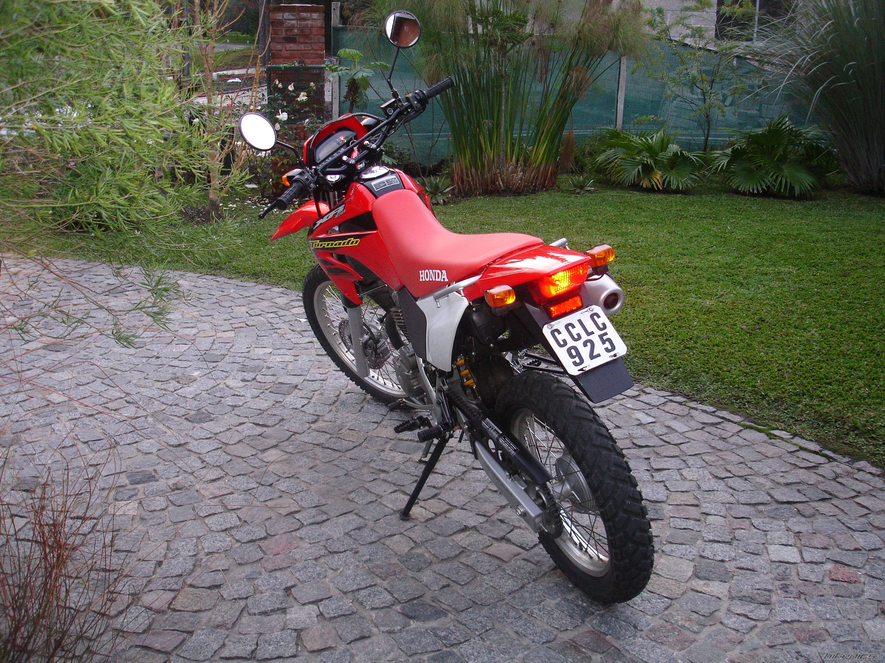 Photo 635812