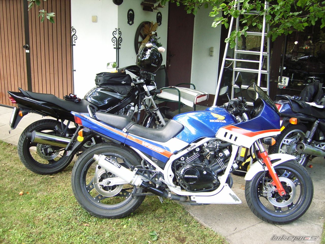 Photo 637011