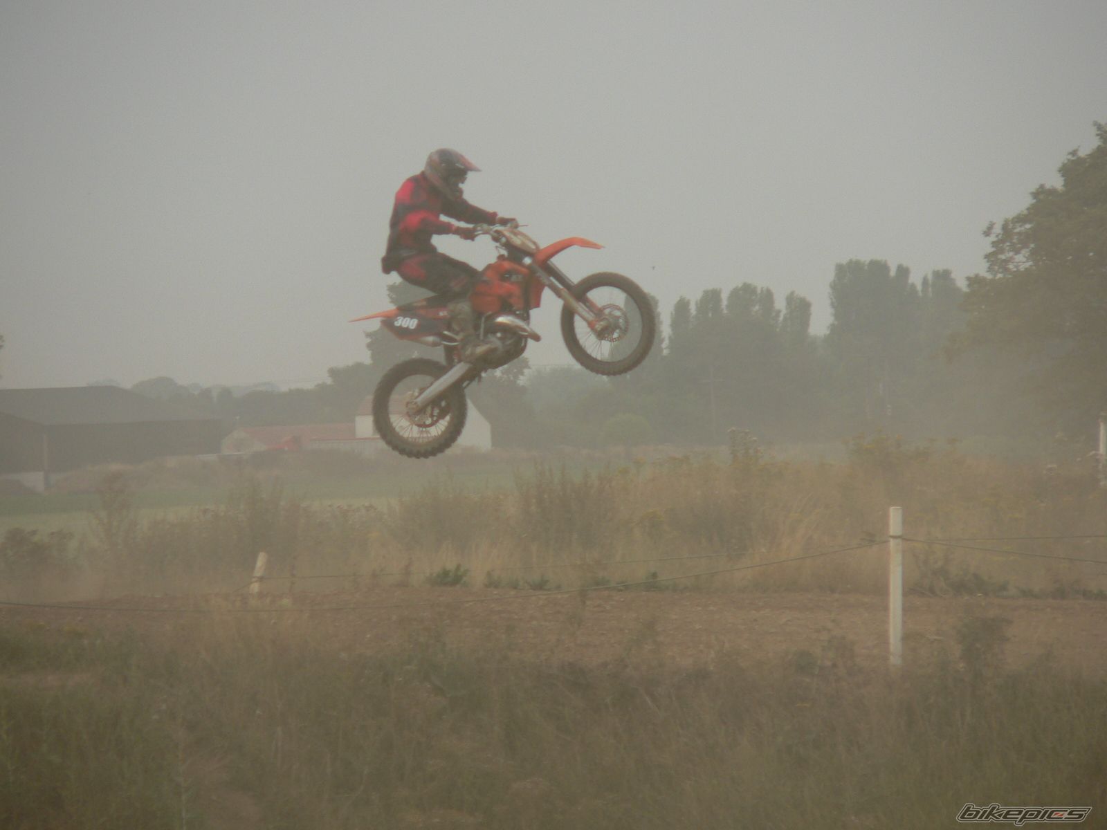 Photo 642340