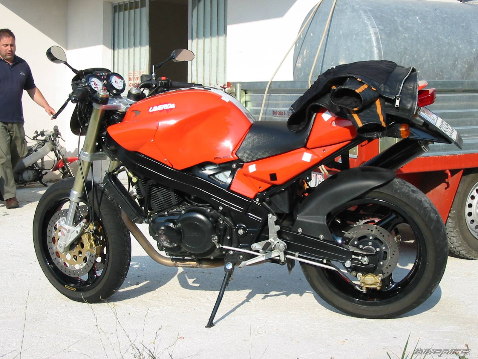 Bike Photo 64687
