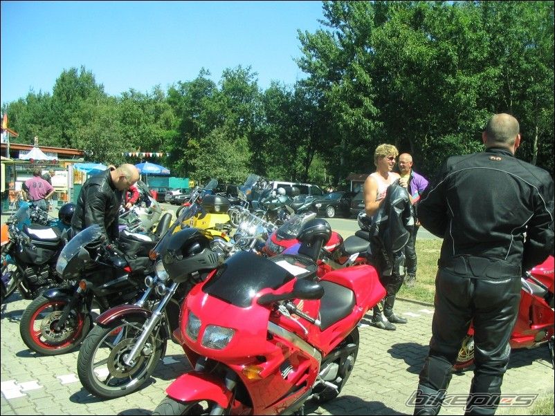 Photo 653694