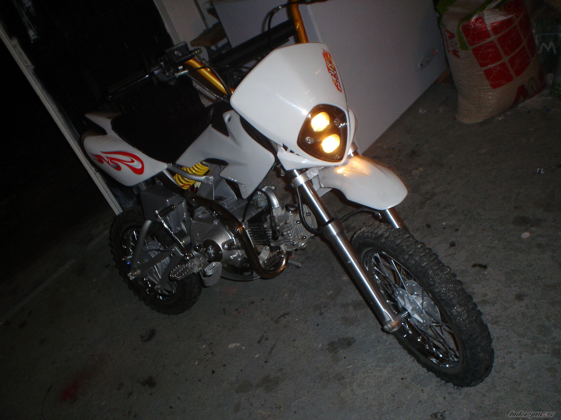 Photo 653932