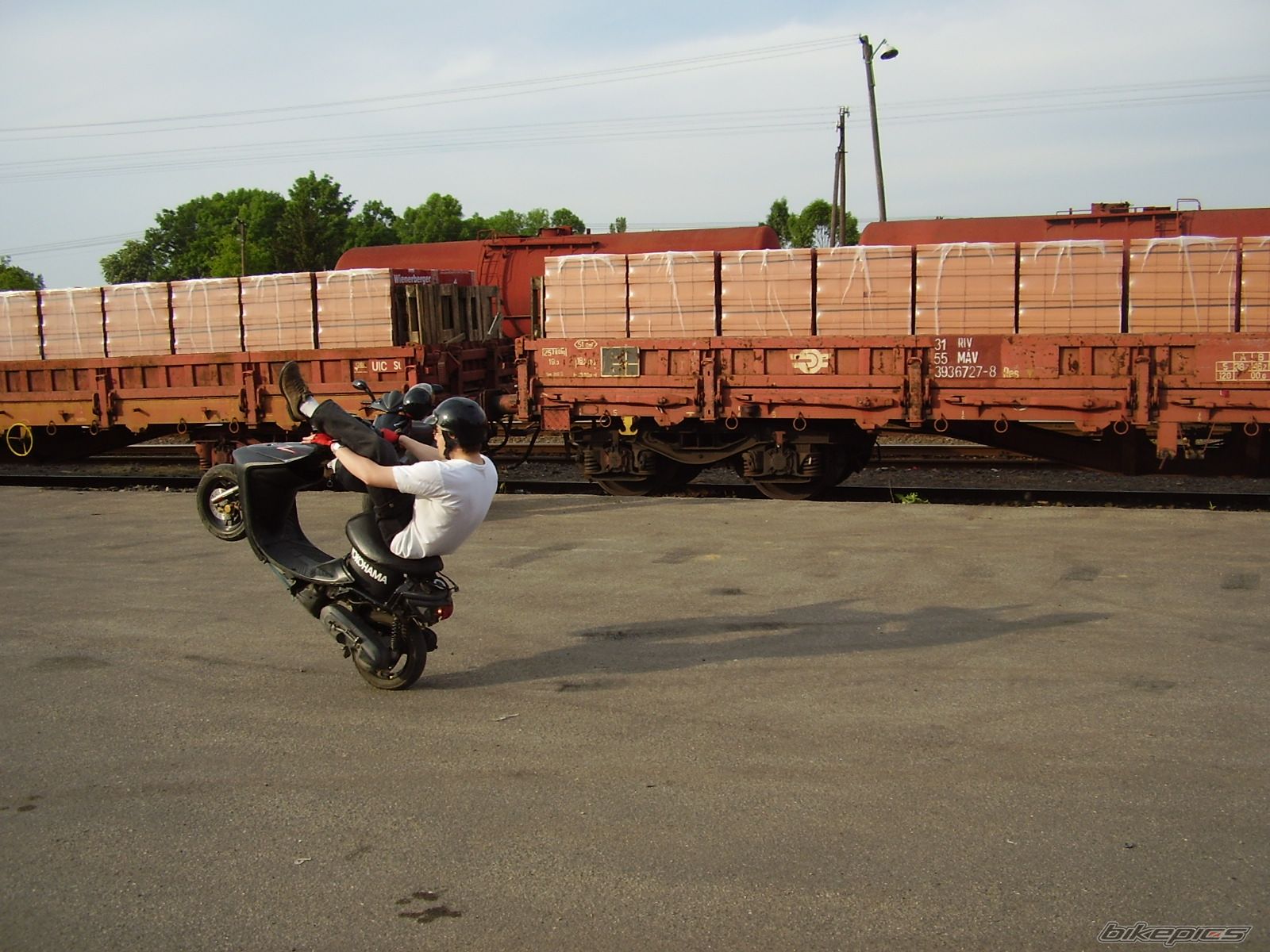 Photo 655375
