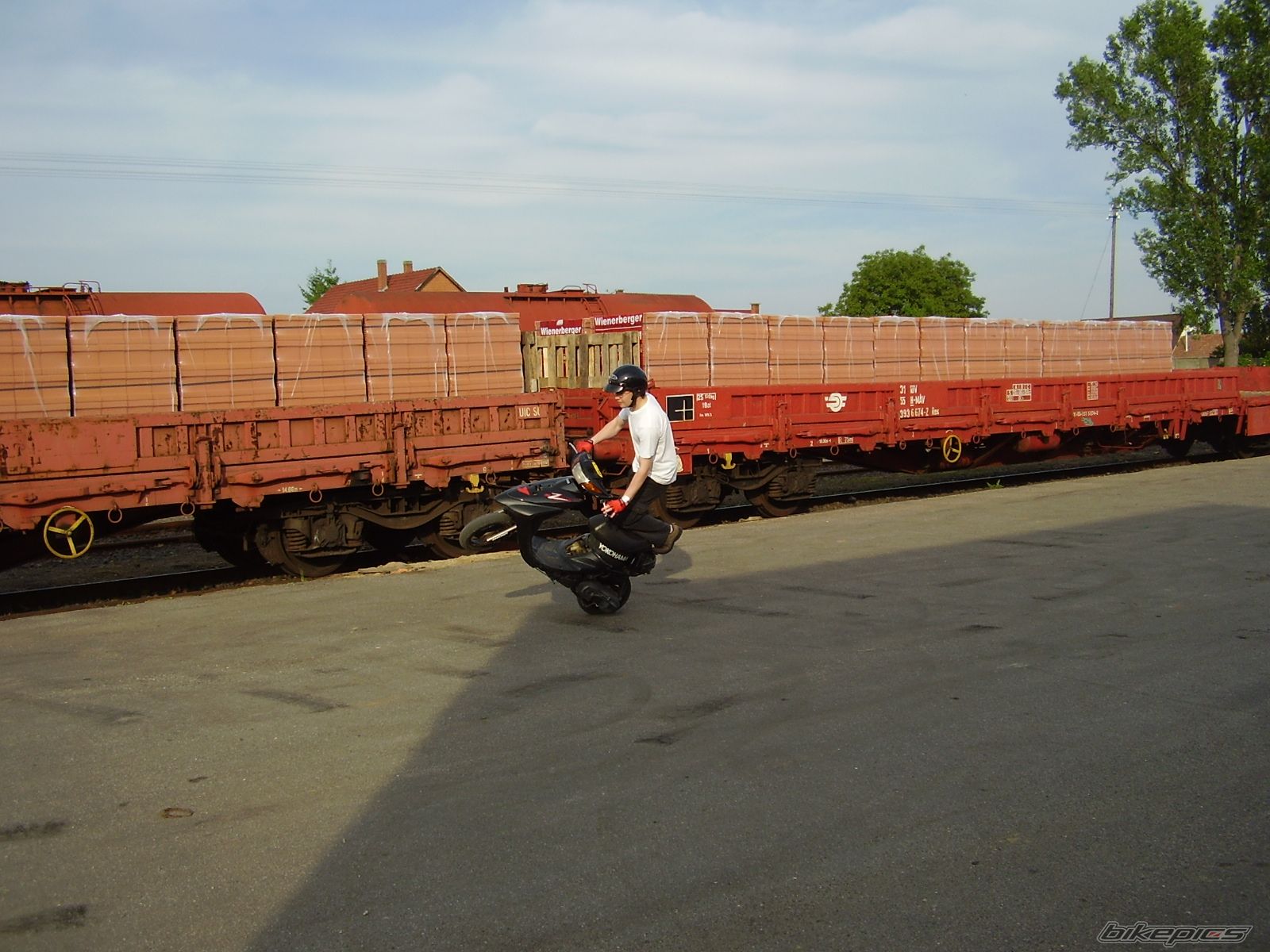 Photo 655382