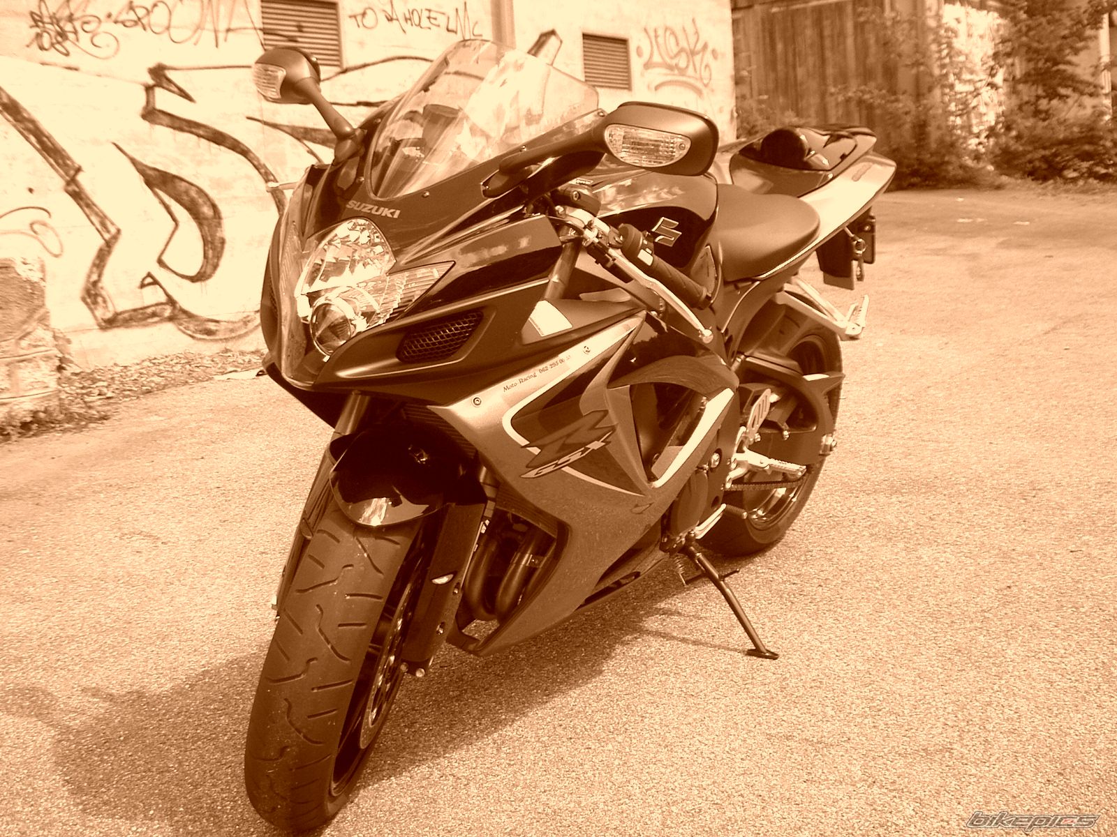 Photo 656841
