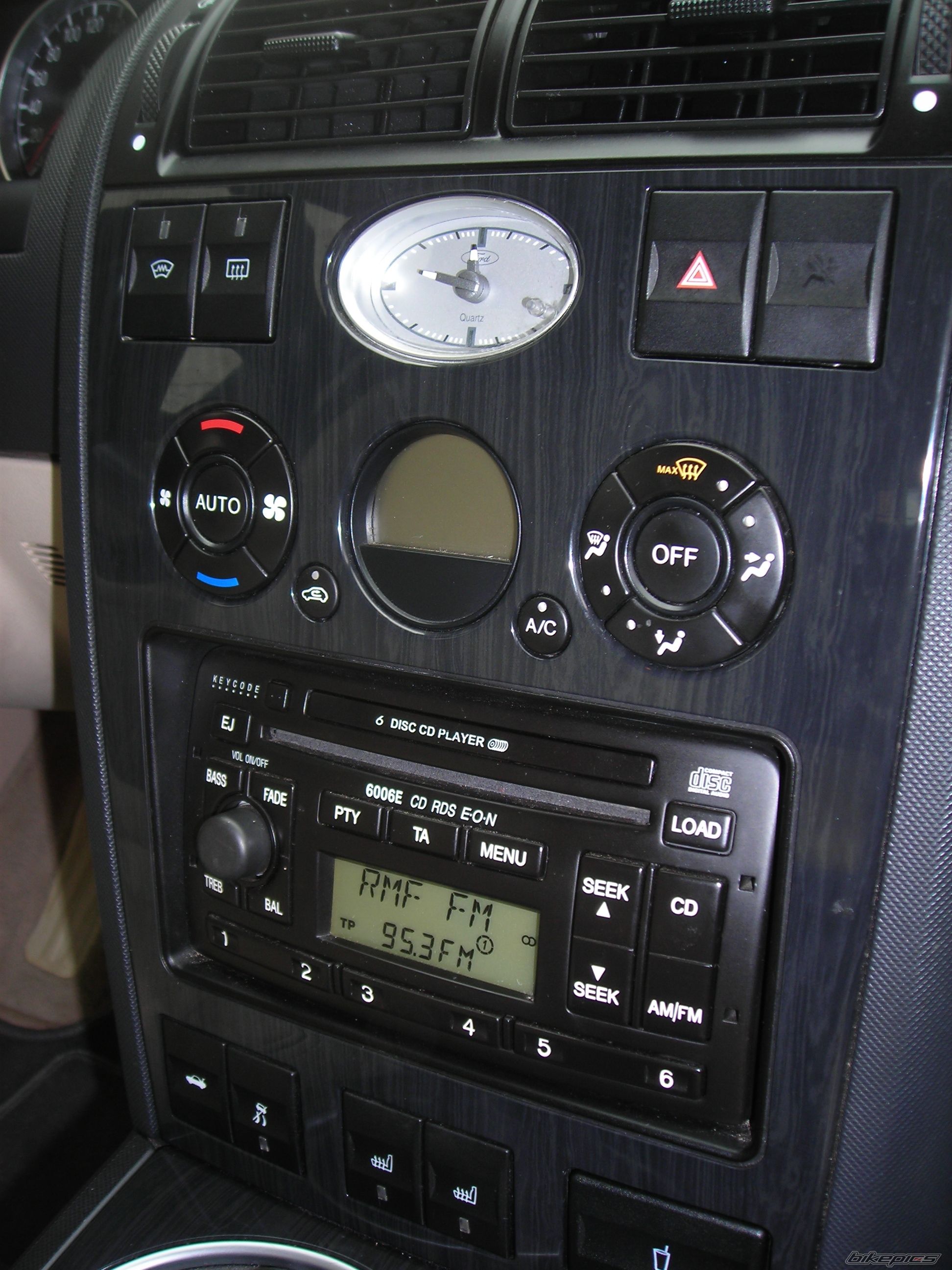 Photo 656881