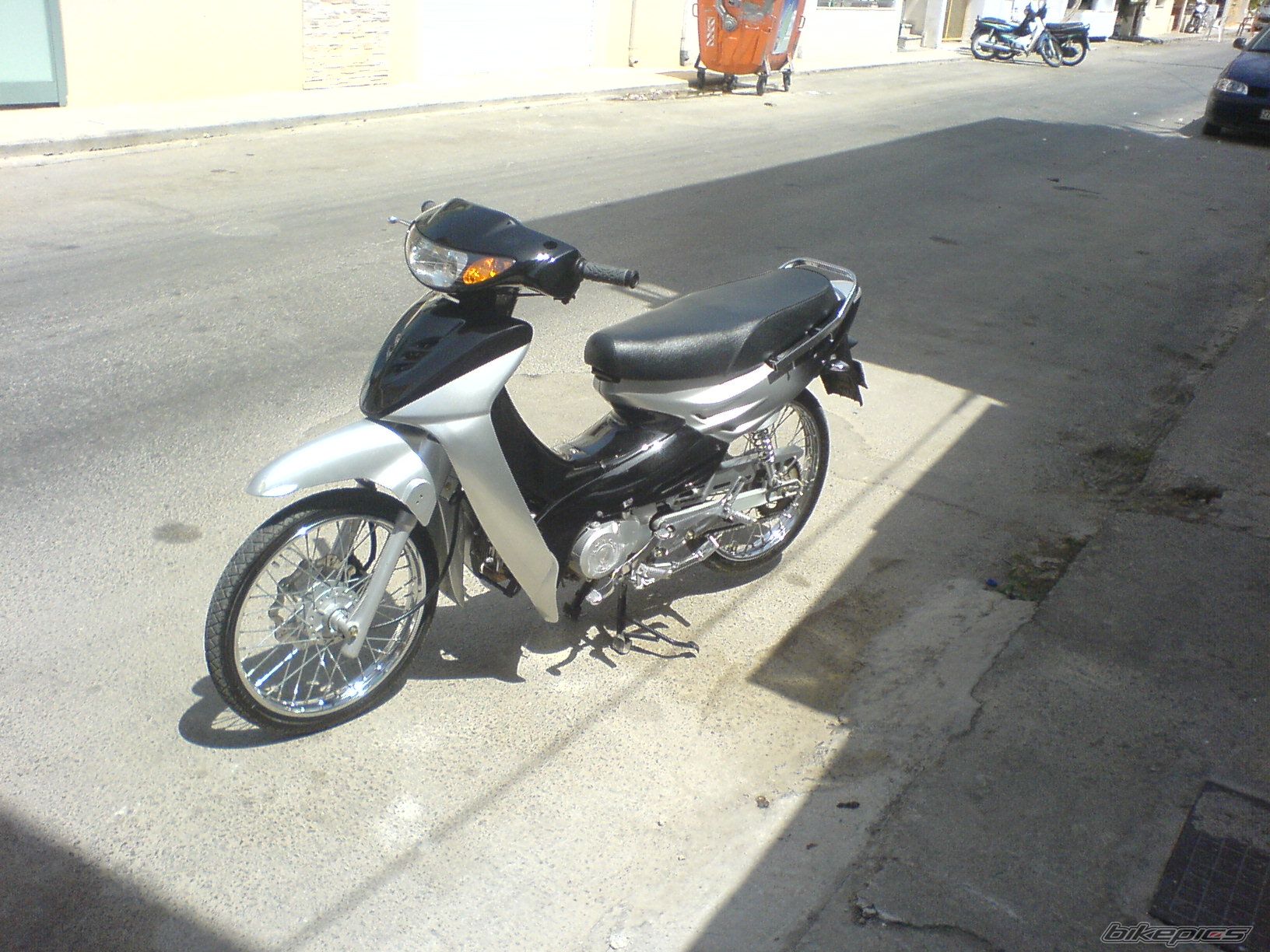 Photo 665705