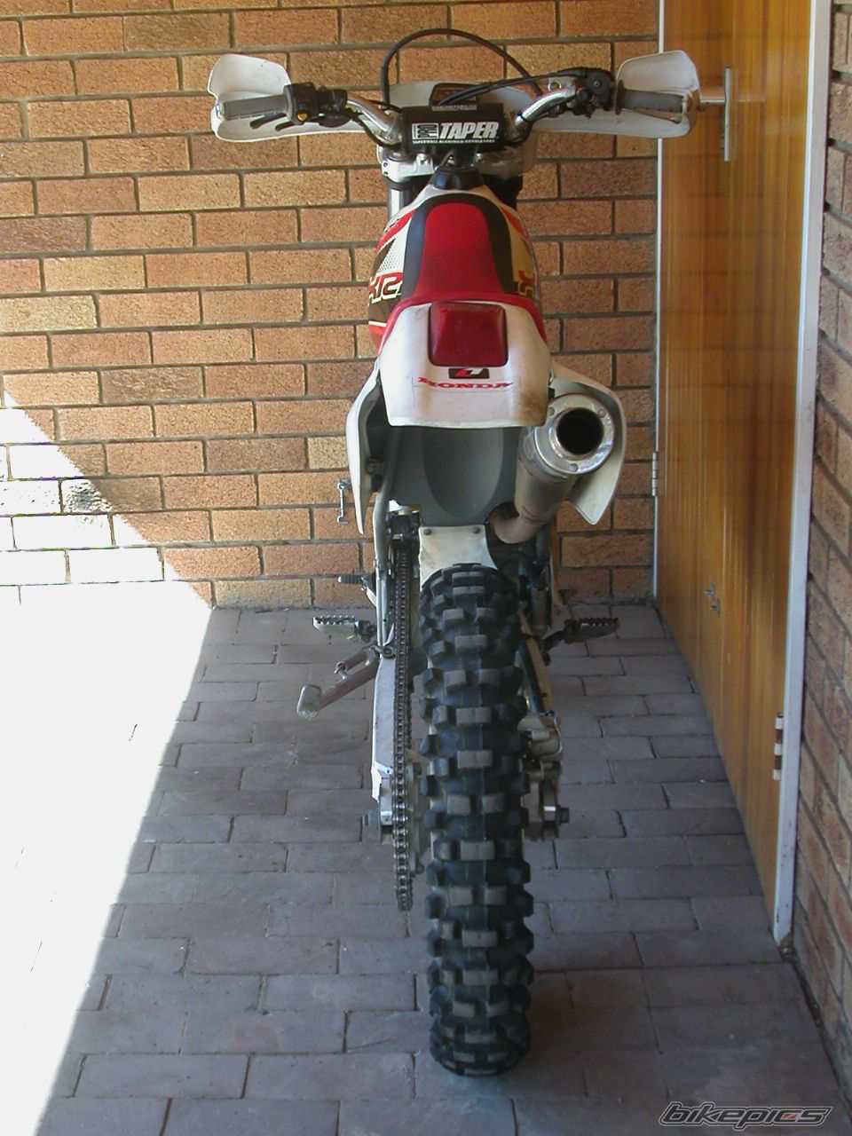 Photo 665880
