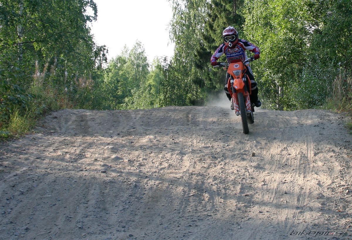 Bike Photo 666777