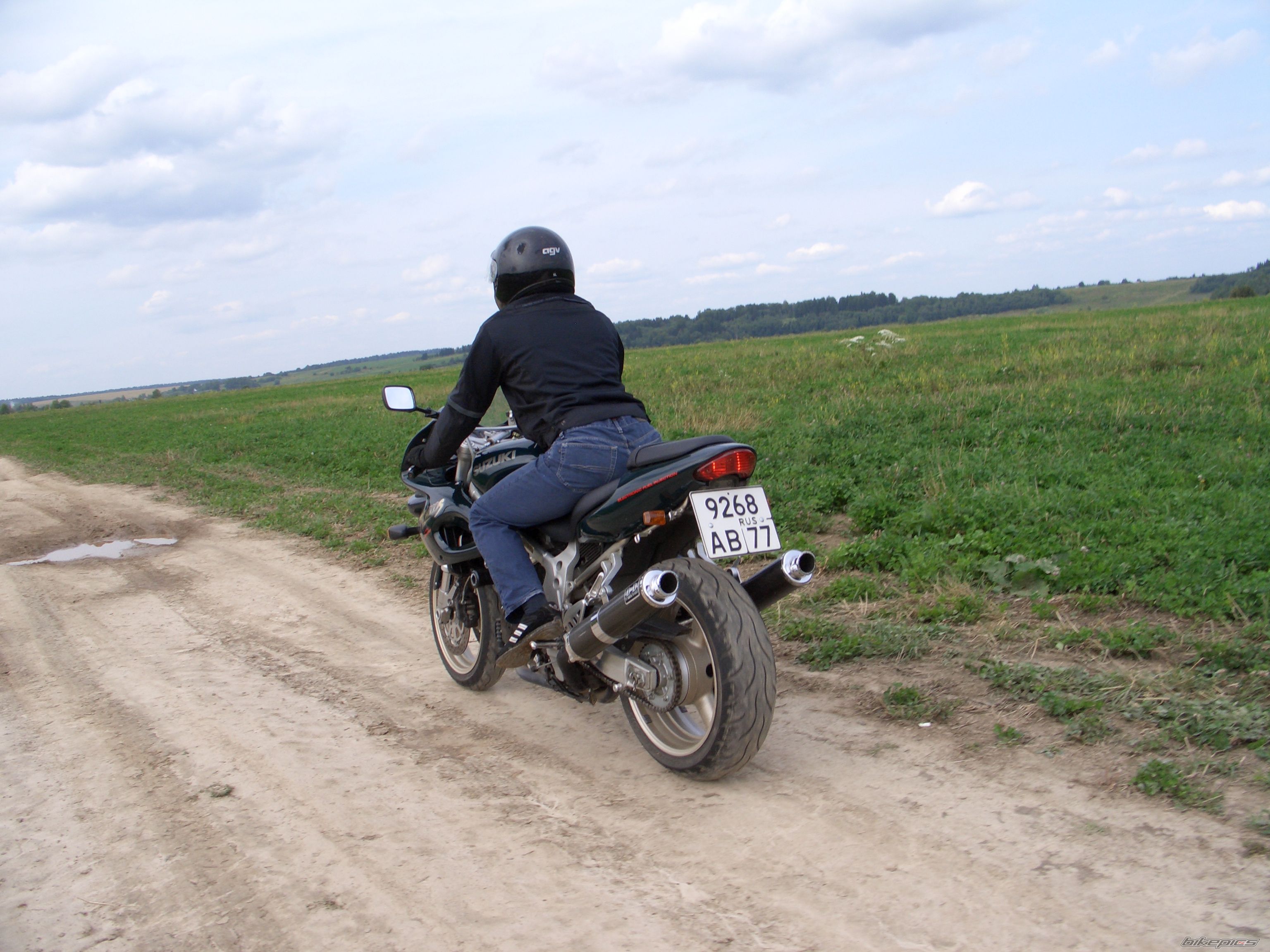 Bike Photo 666893