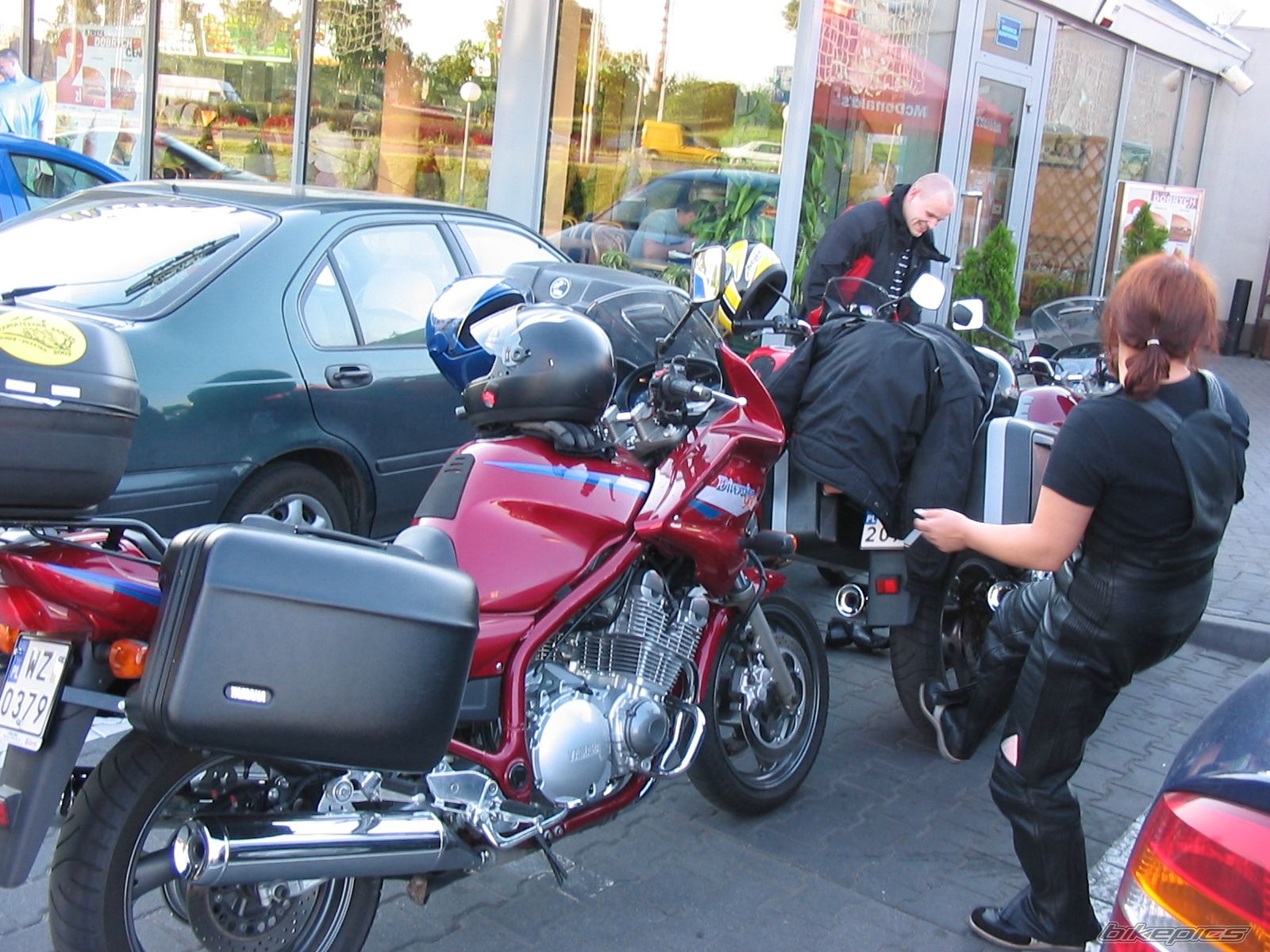 Photo 667996