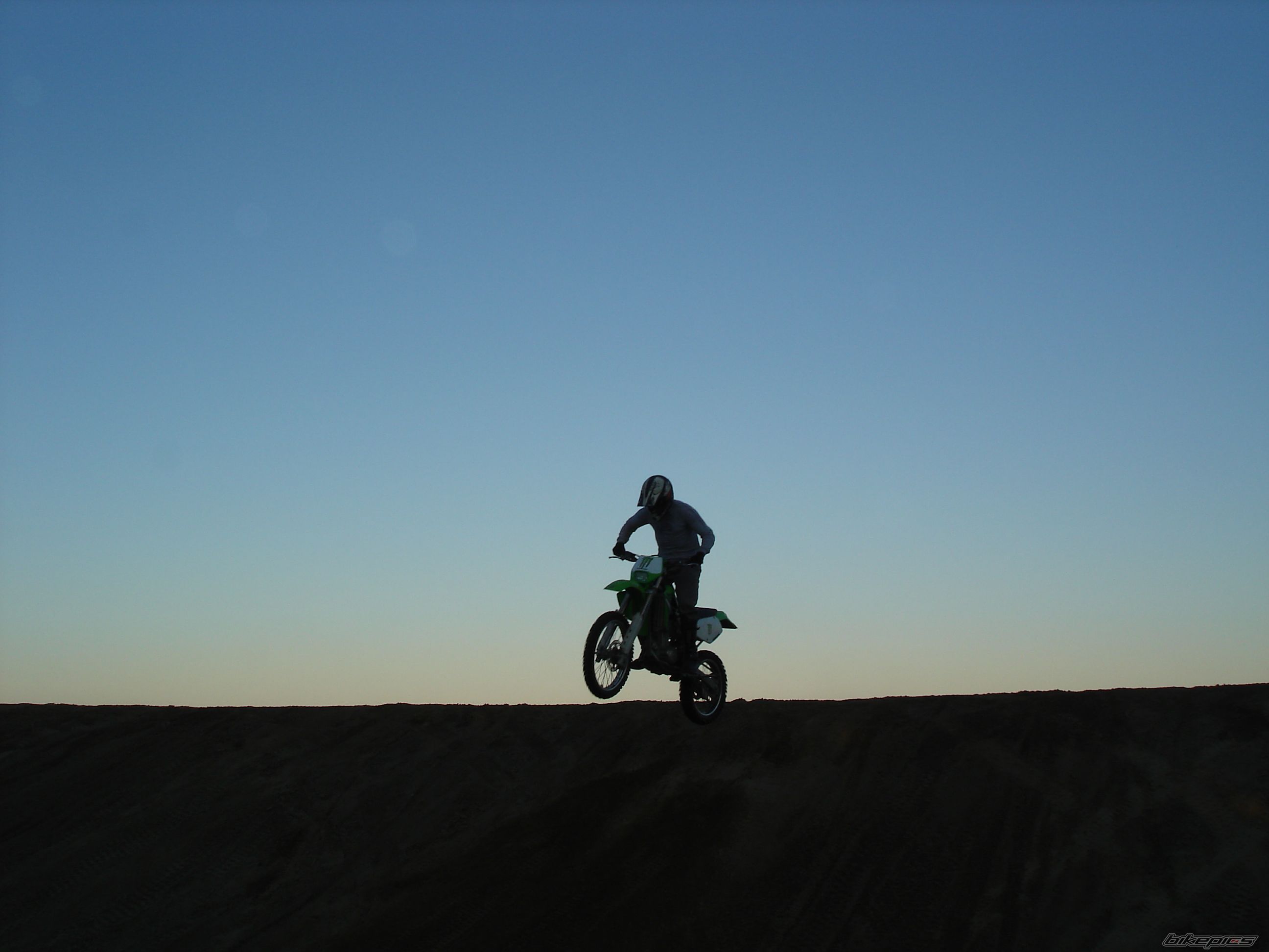 Photo 668185