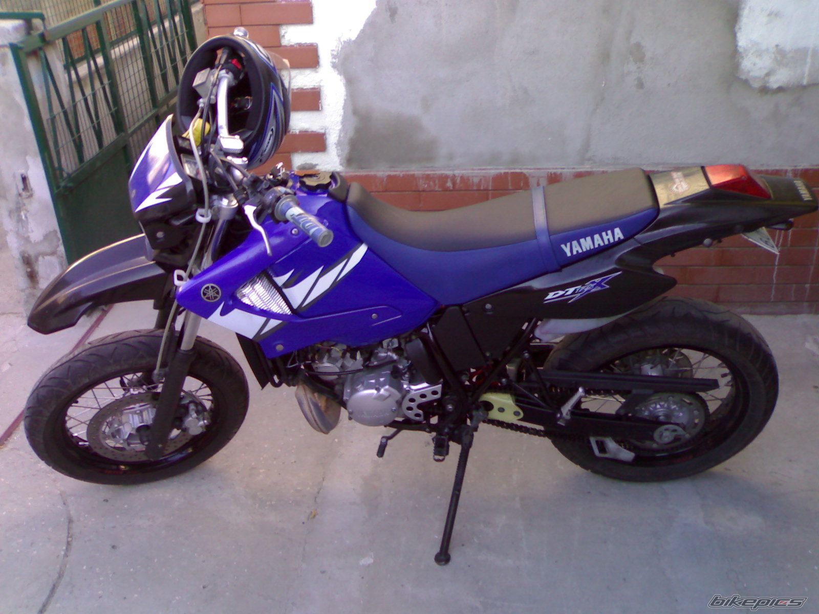 Photo 669876