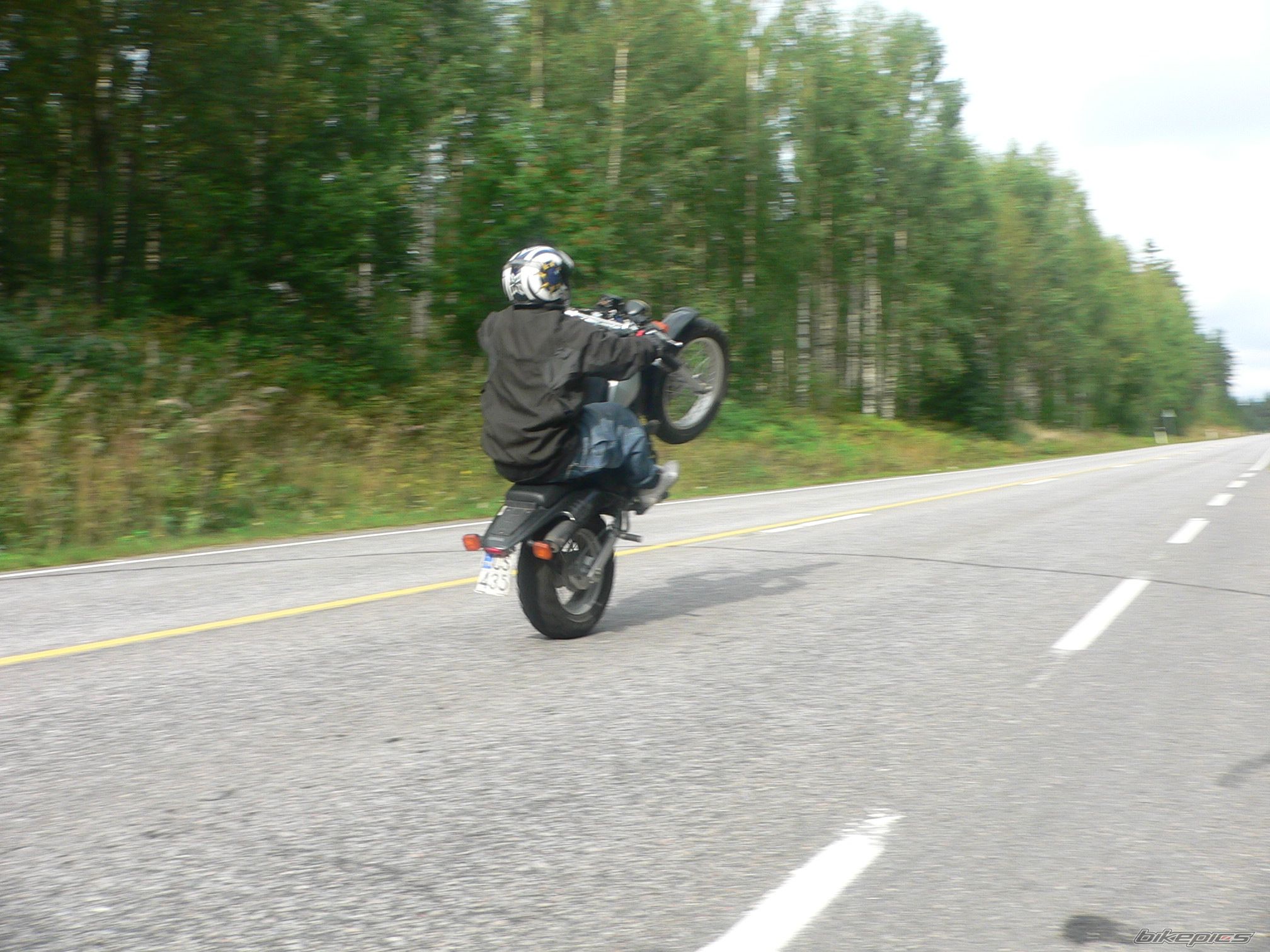 Bike Photo 670026