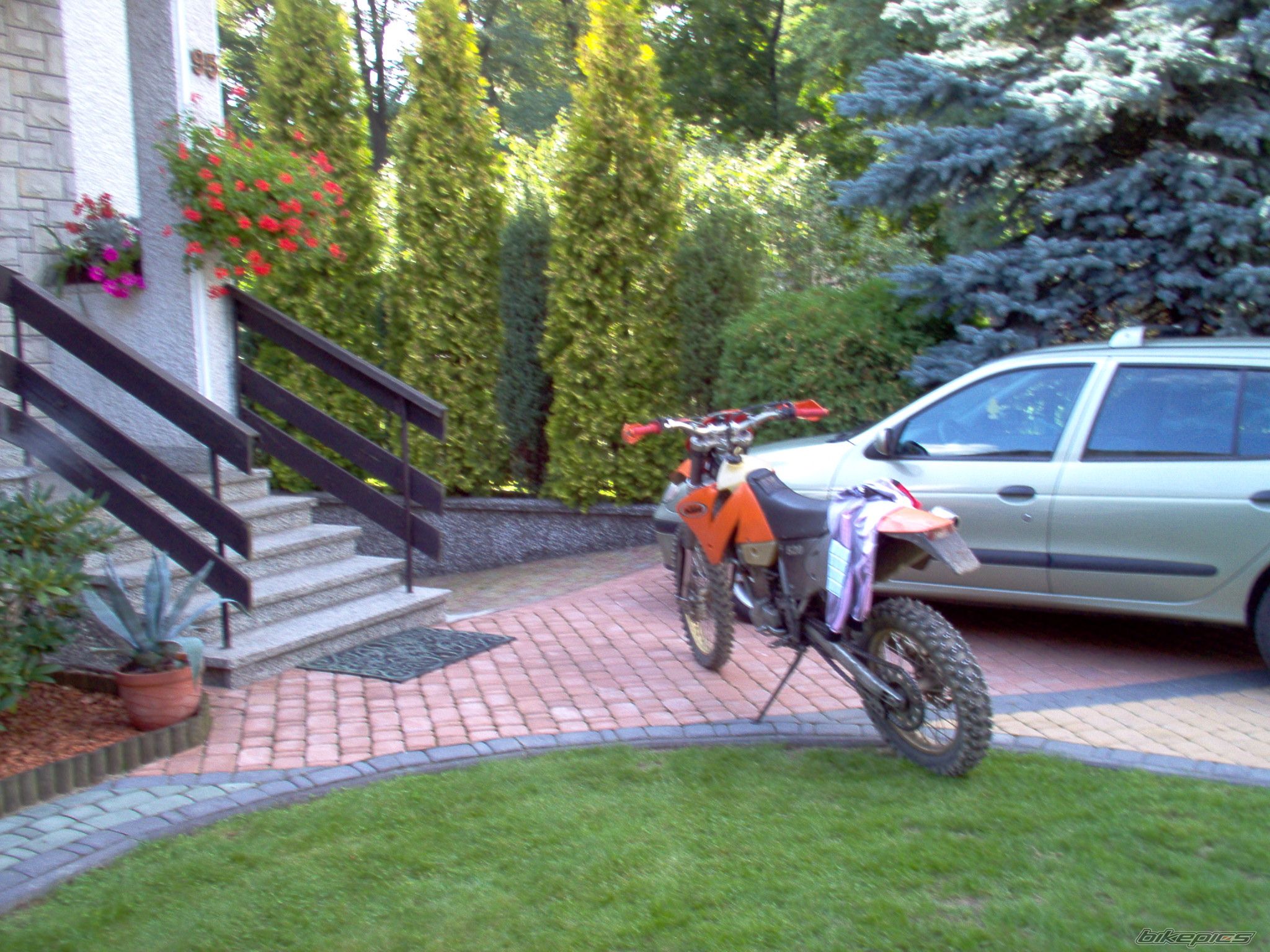 Photo 670244