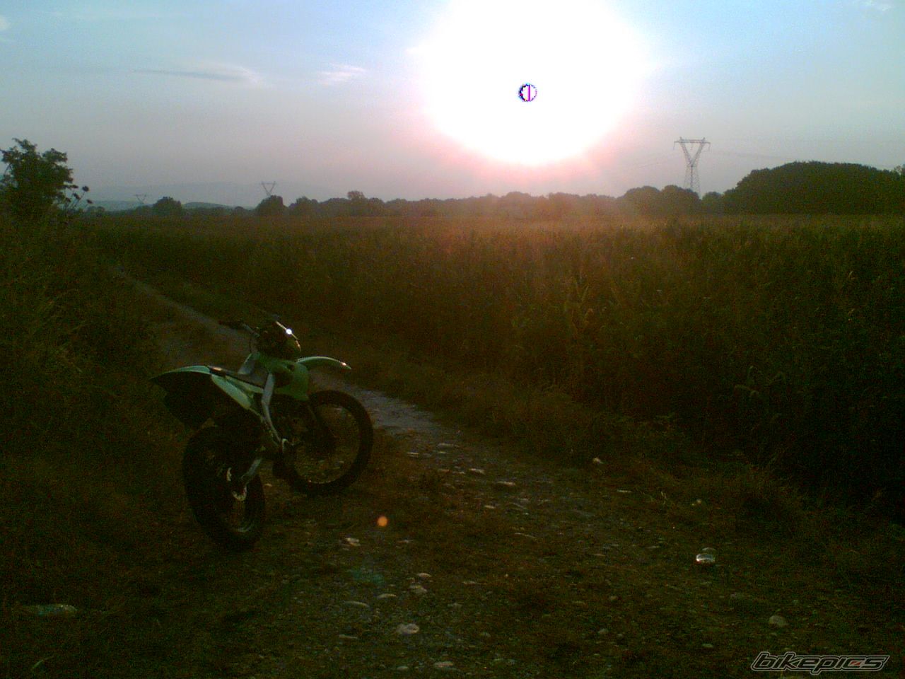 Photo 672041