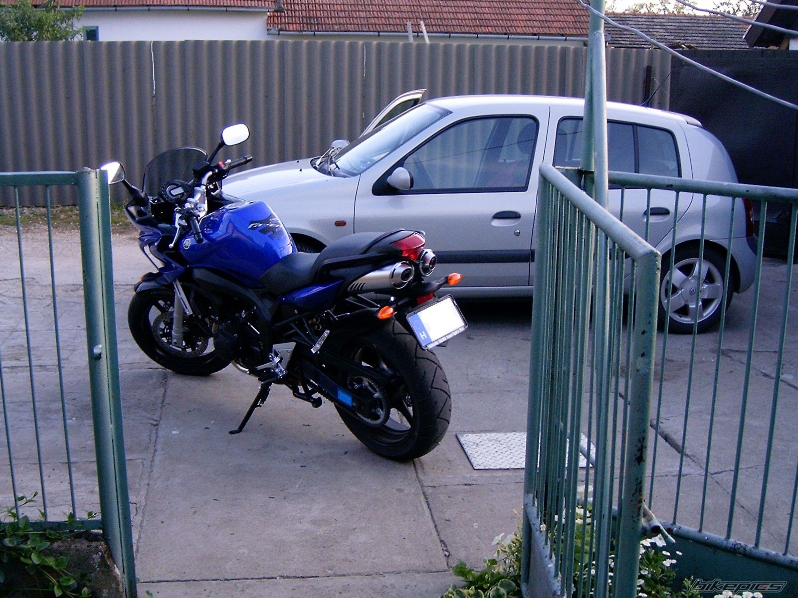 Photo 672089