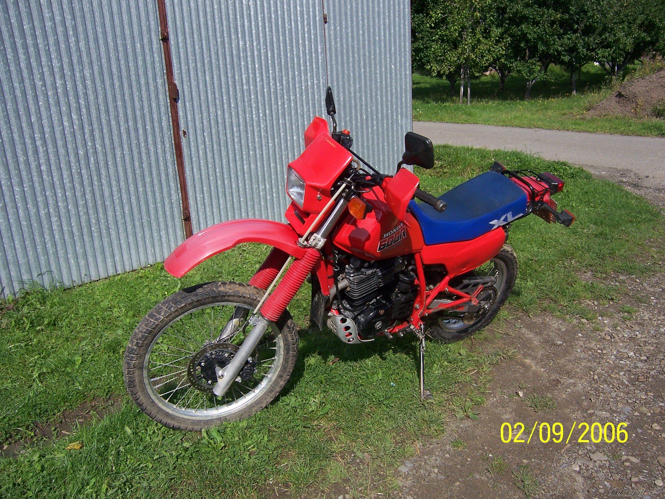 Photo 672218