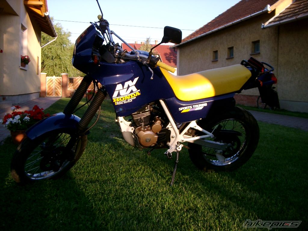 Photo 672740
