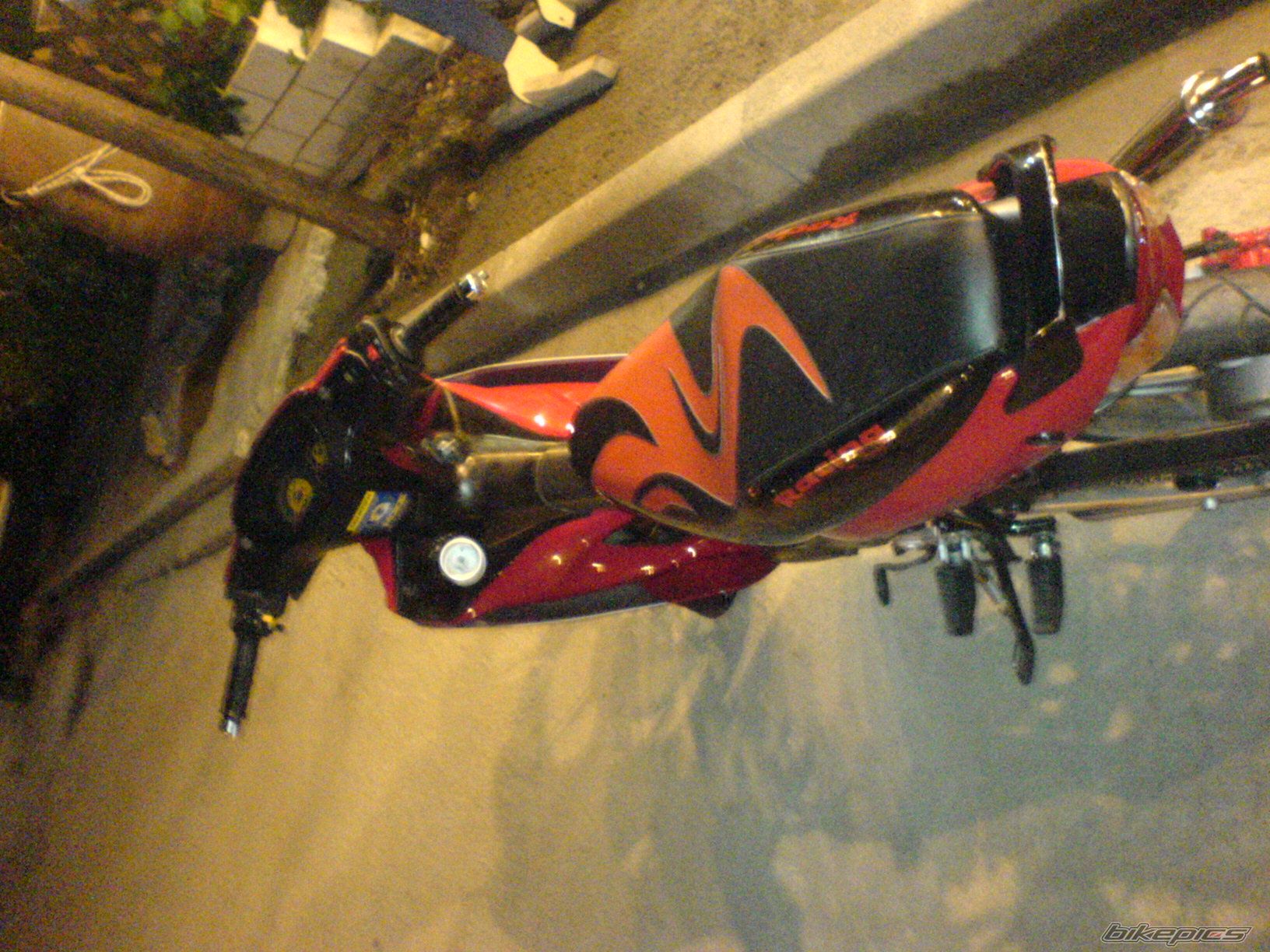Photo 672894