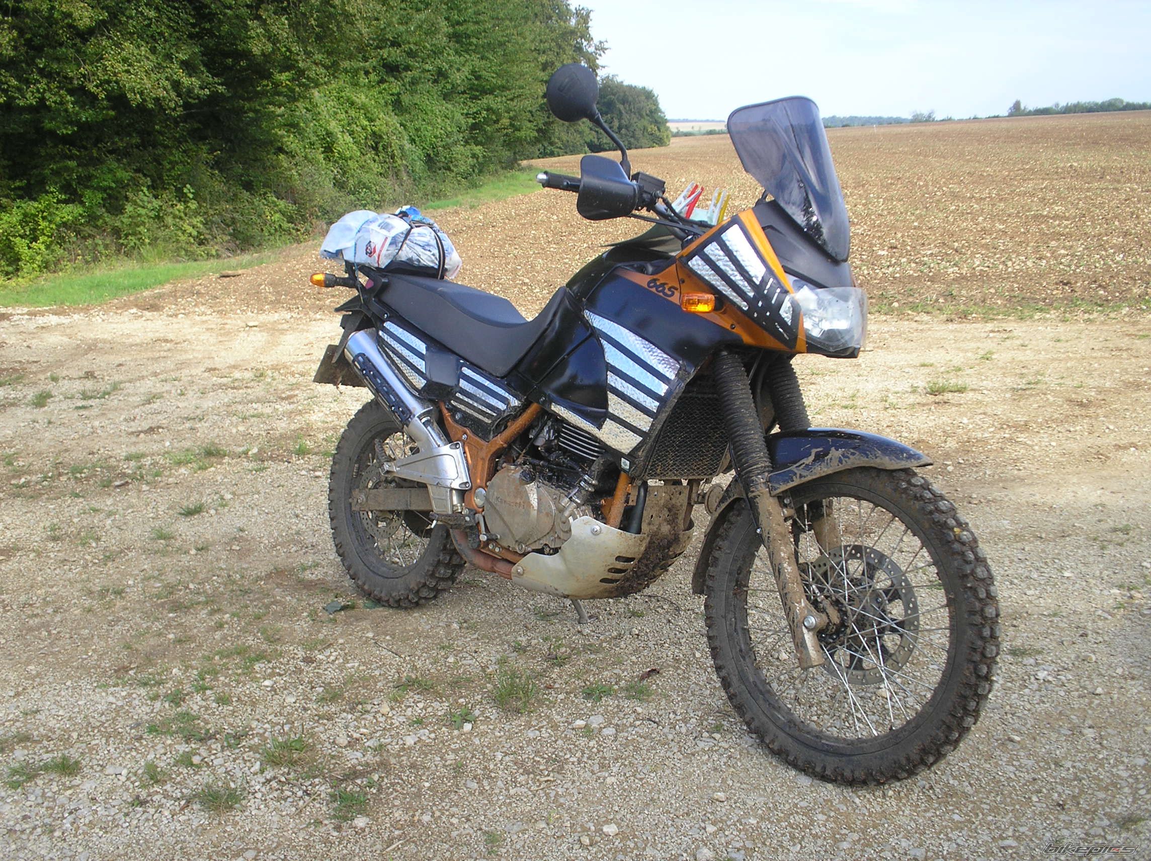 Photo 672937