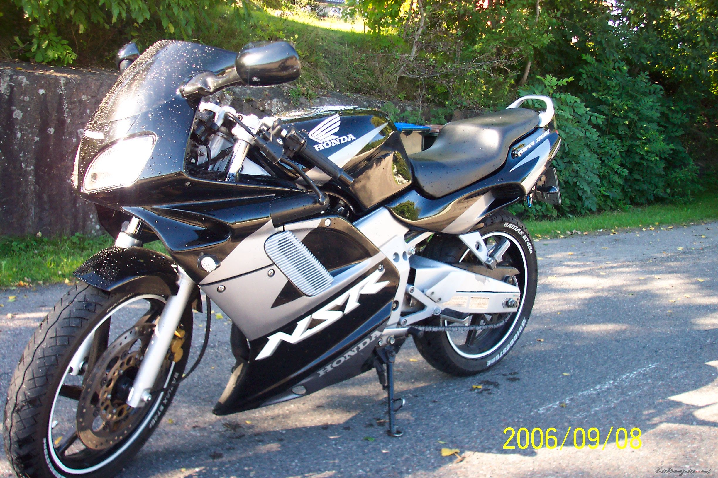 Photo 673915
