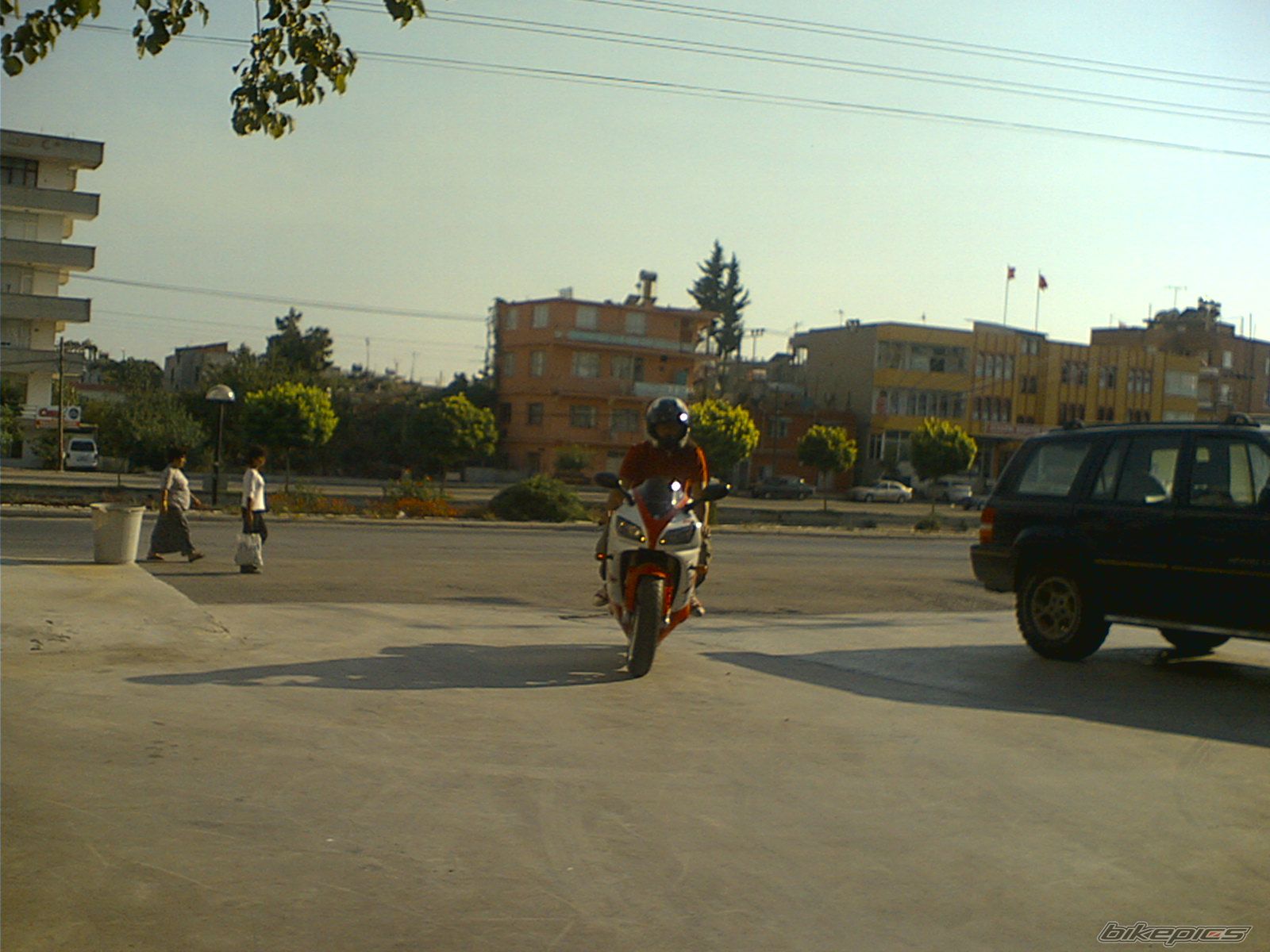 Photo 674015