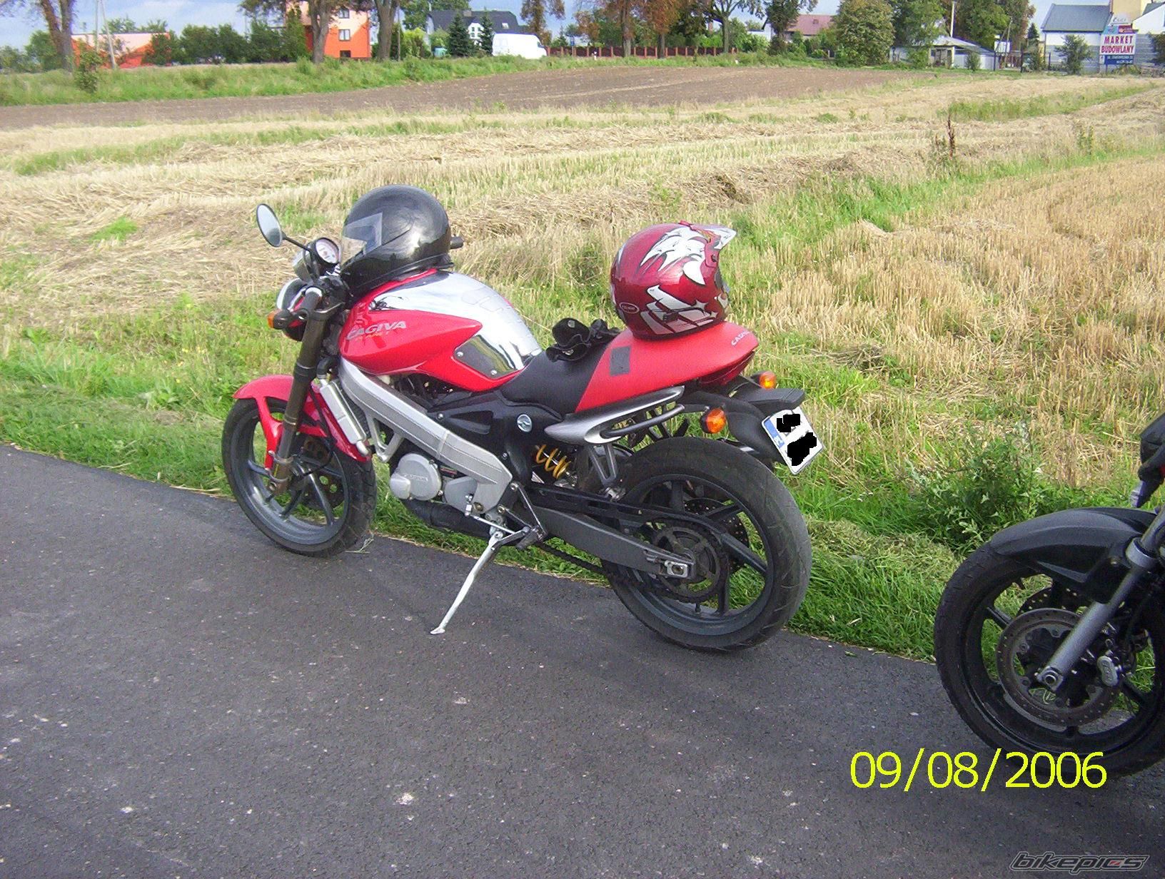 Photo 674049