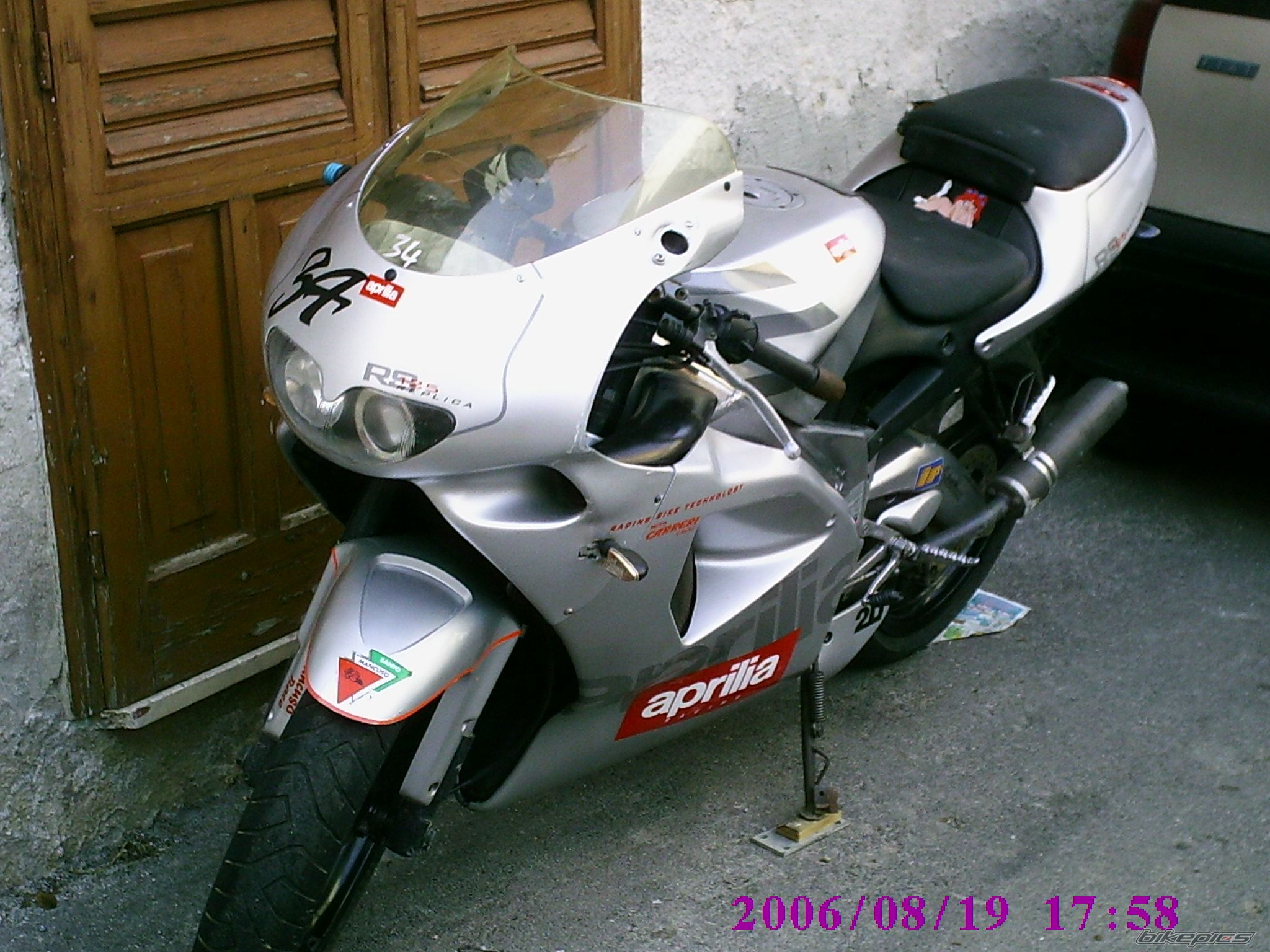 Photo 674854
