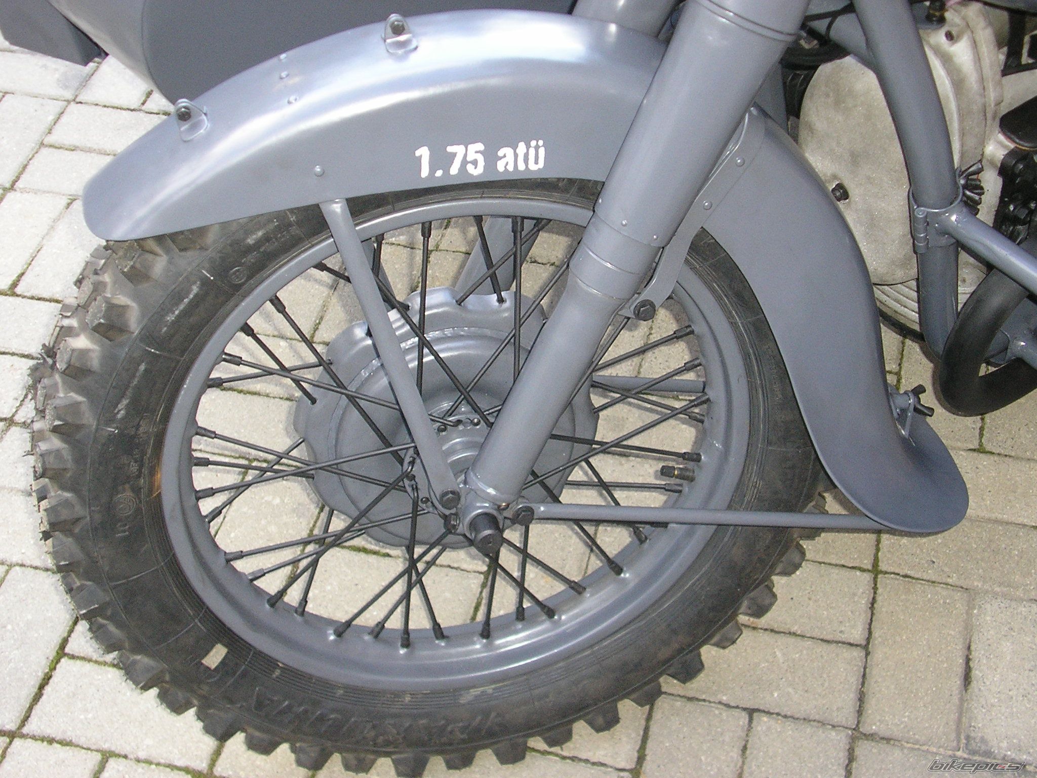 Photo 675586