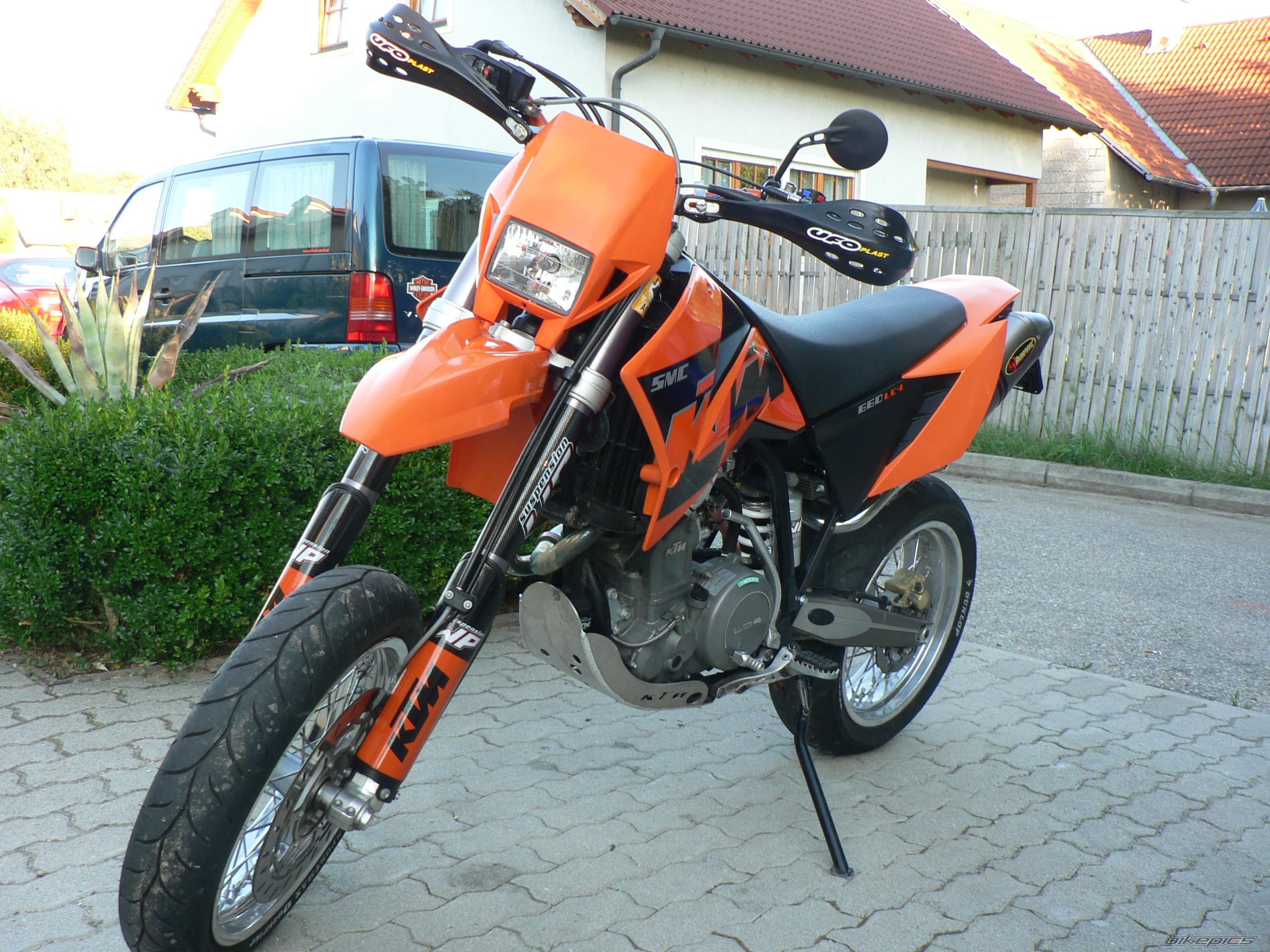 Photo 675946