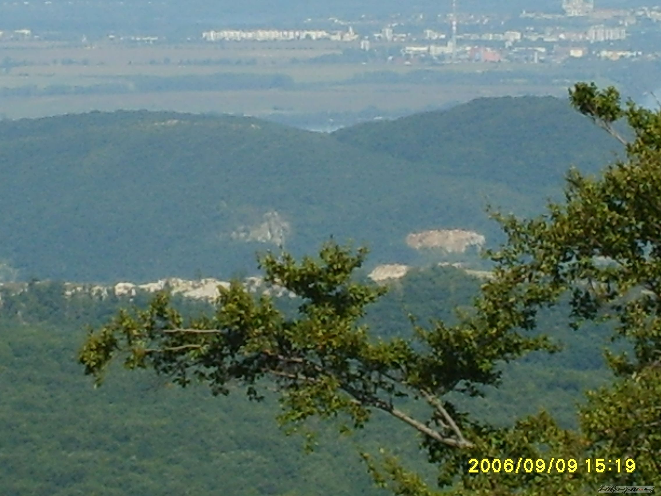 Photo 676199