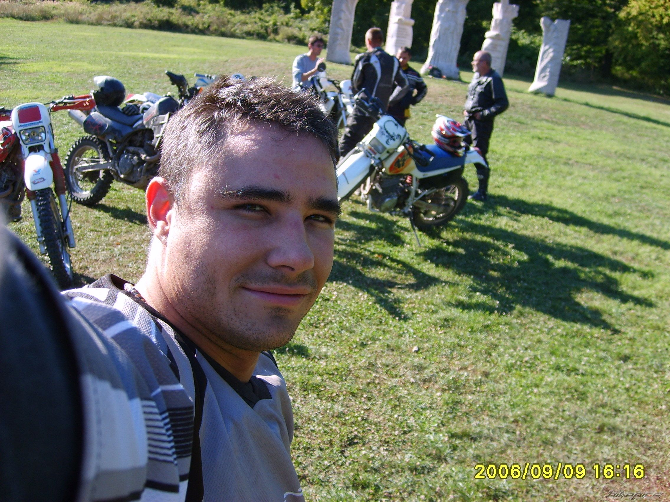 Photo 676209