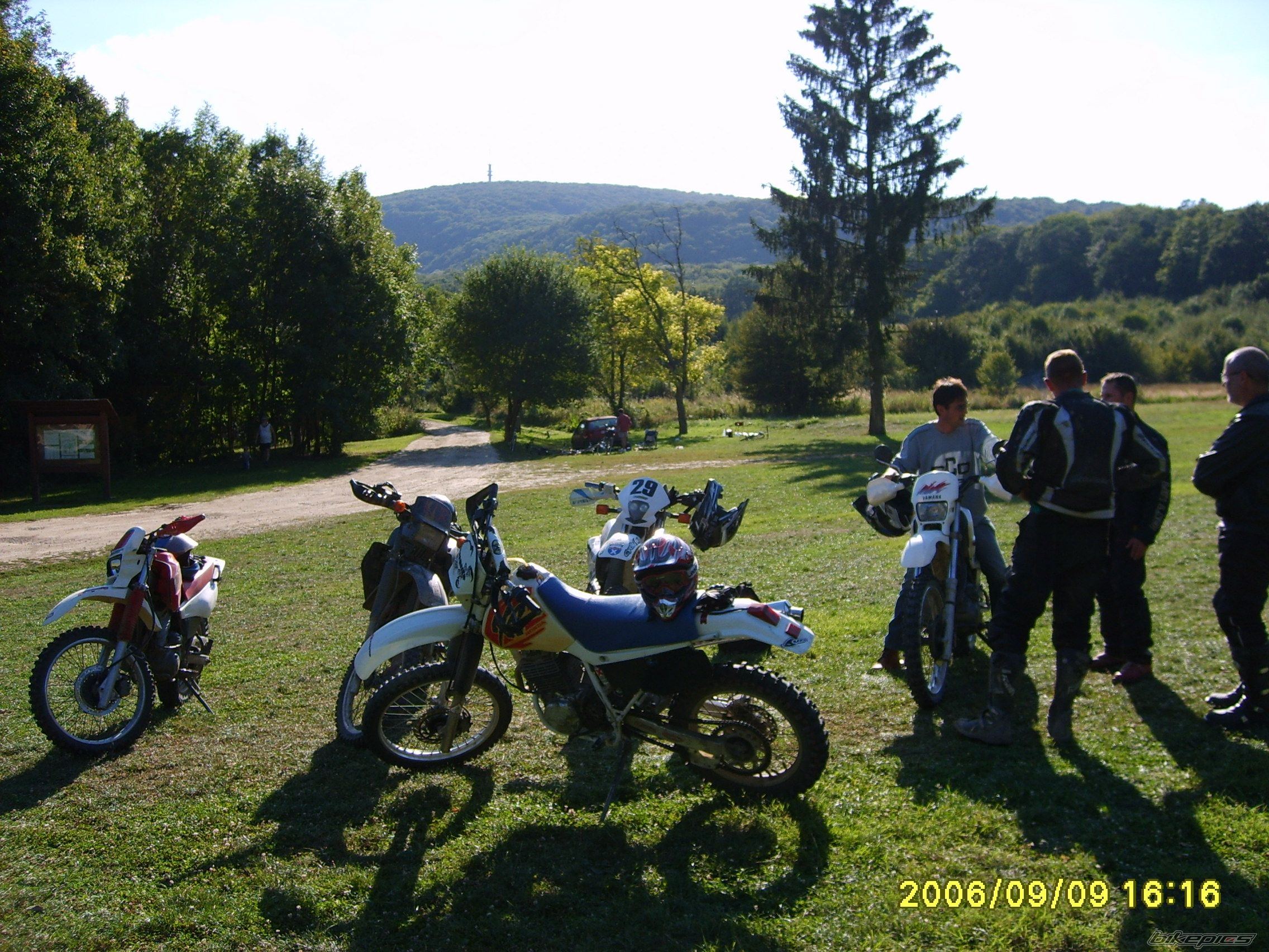 Photo 676211