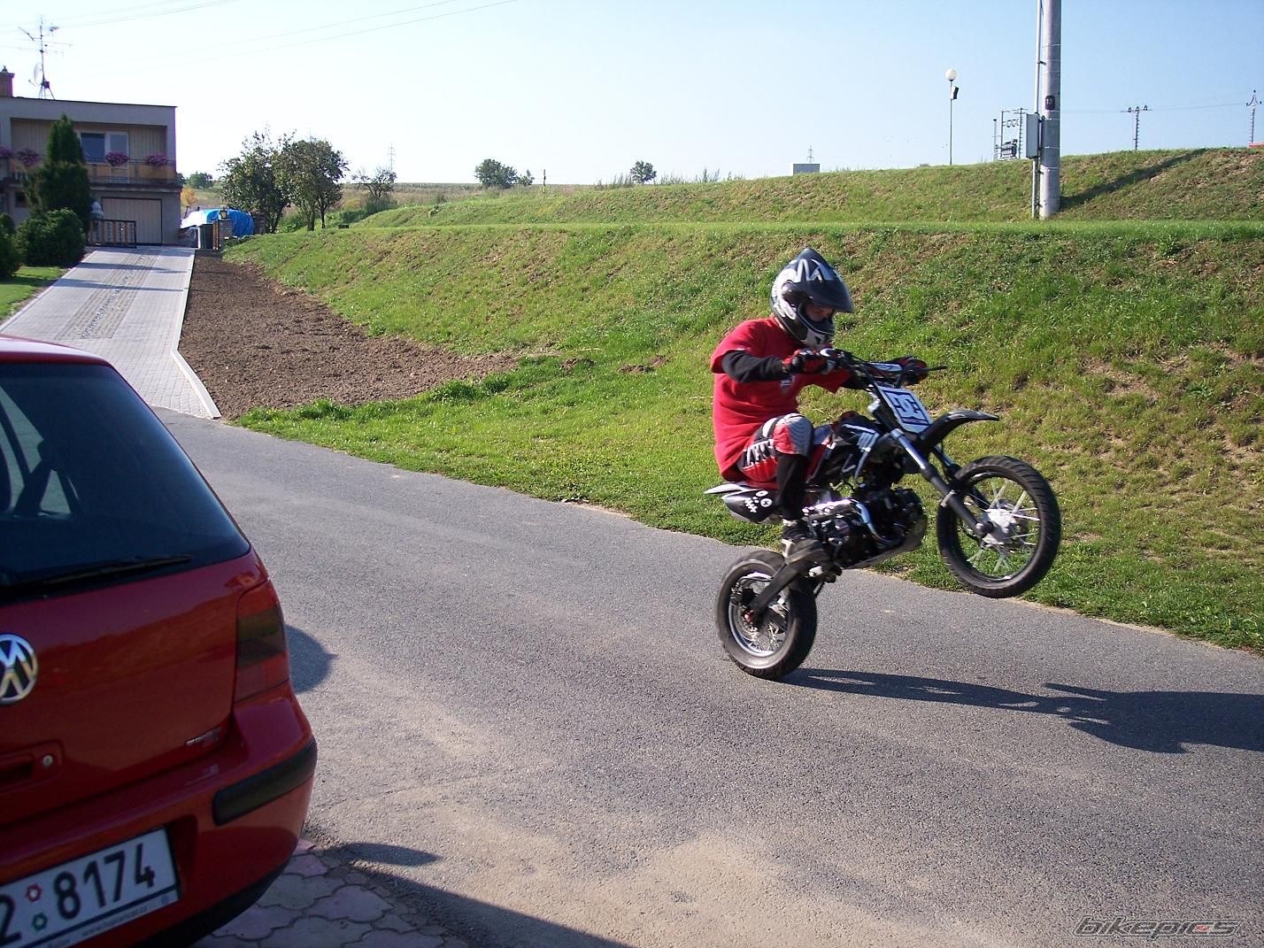 Photo 677198