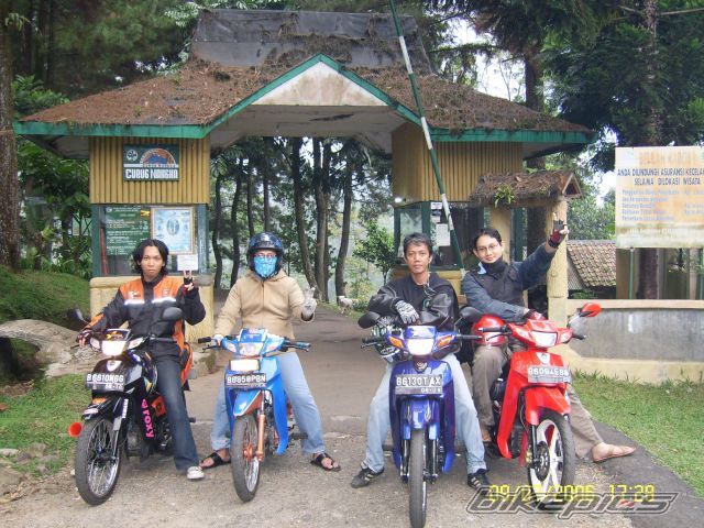 Photo 677889