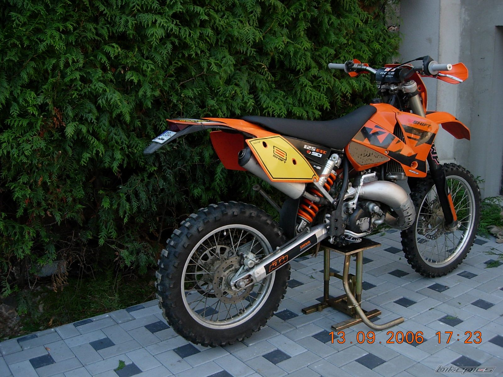 Photo 677960