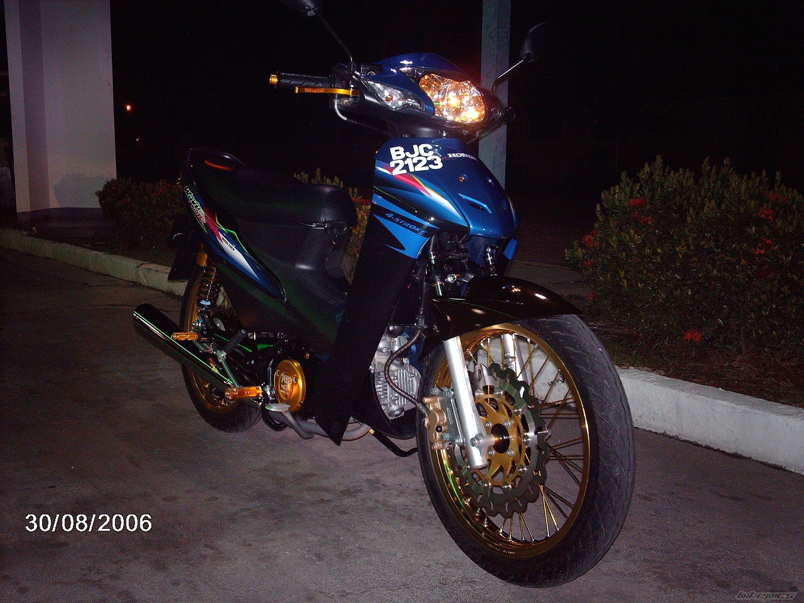 Photo 678356