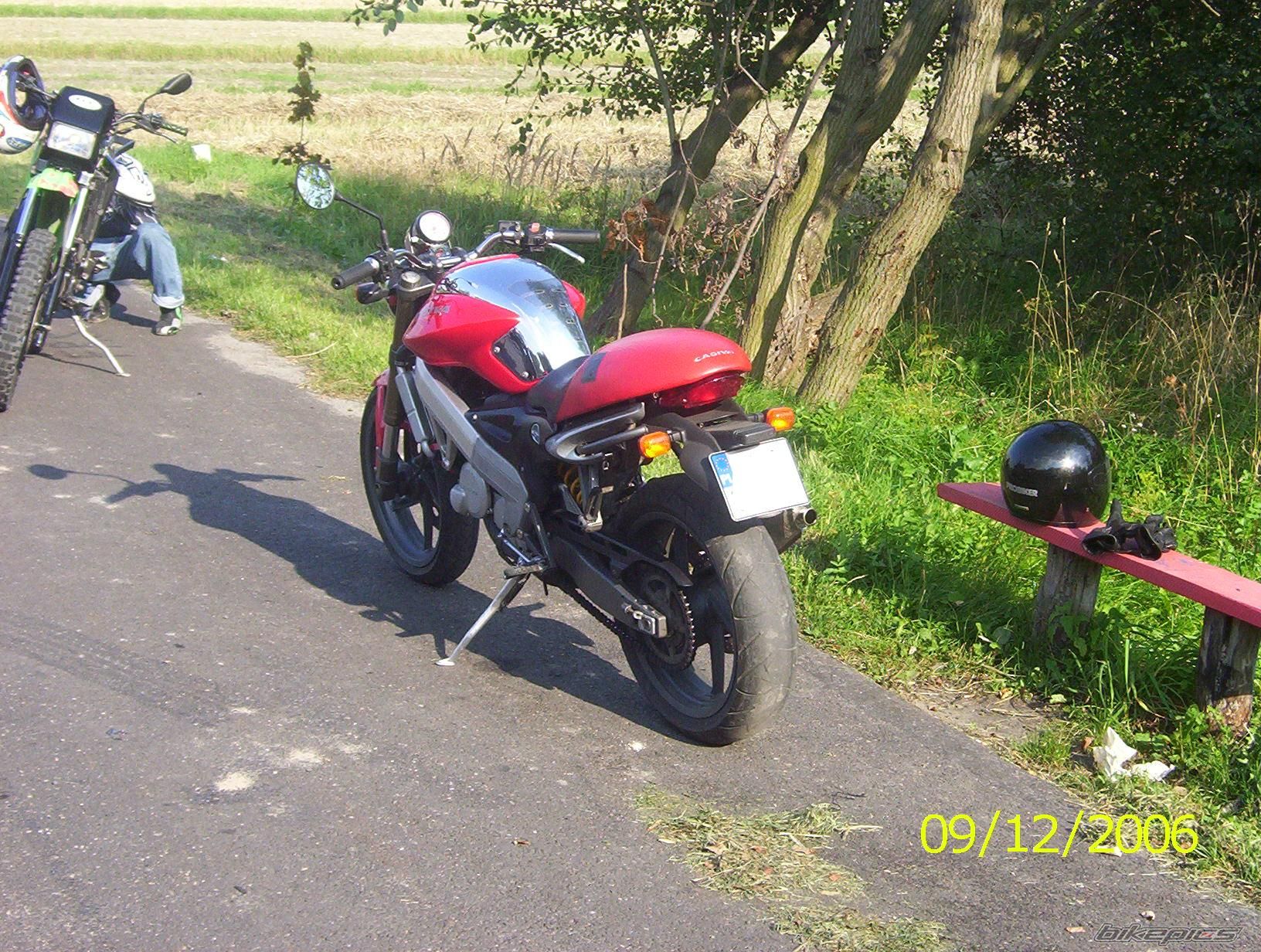 Photo 678809