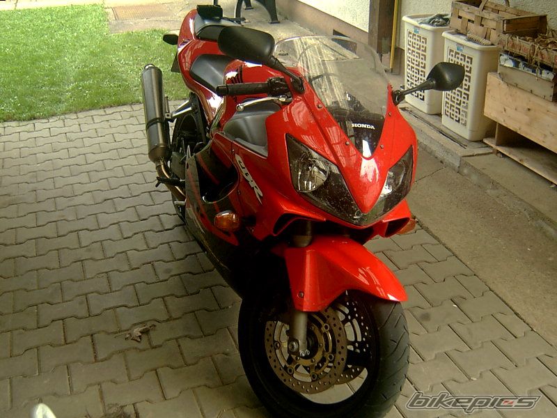 Photo 680093