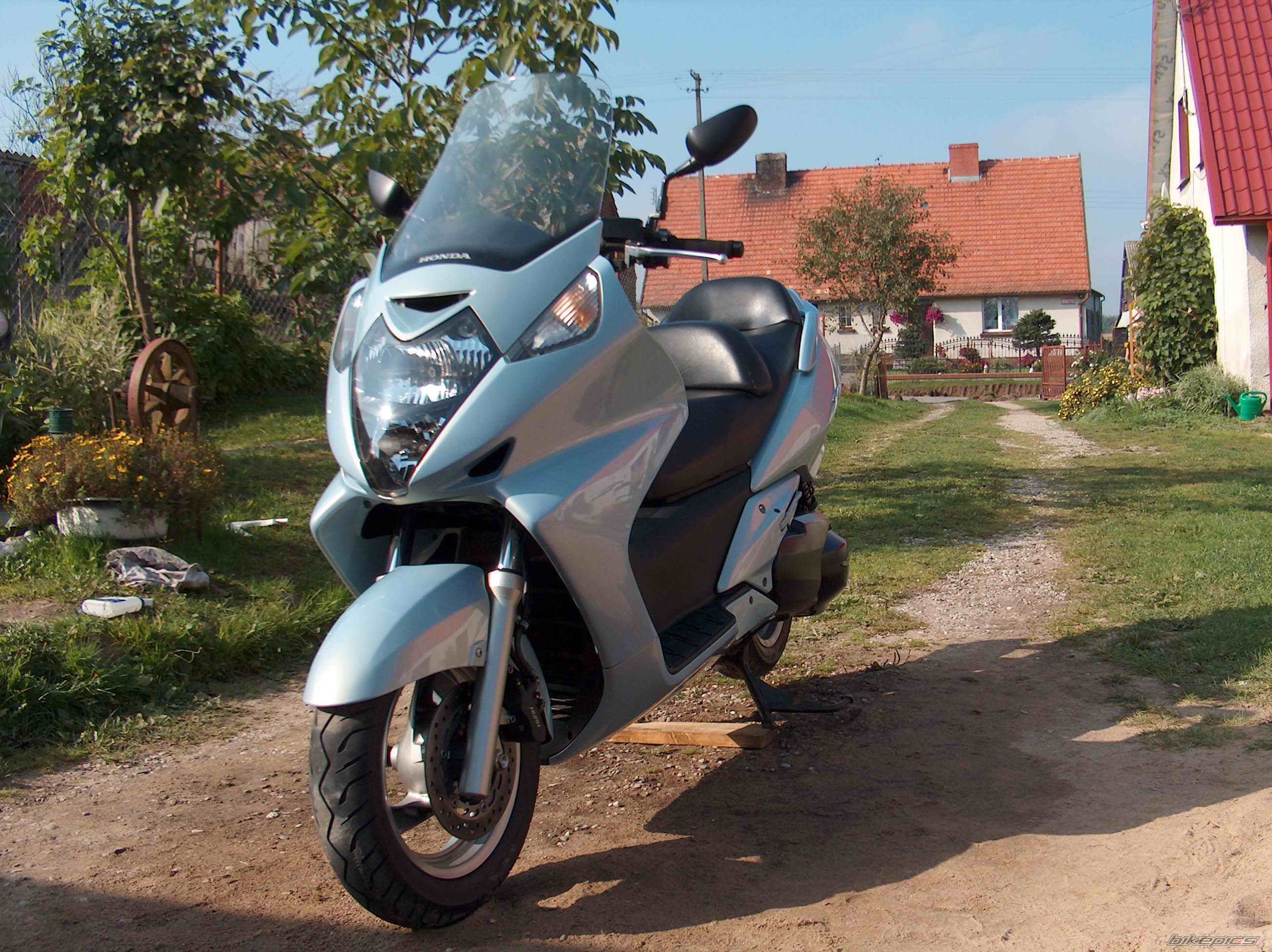 Bike Photo 680118