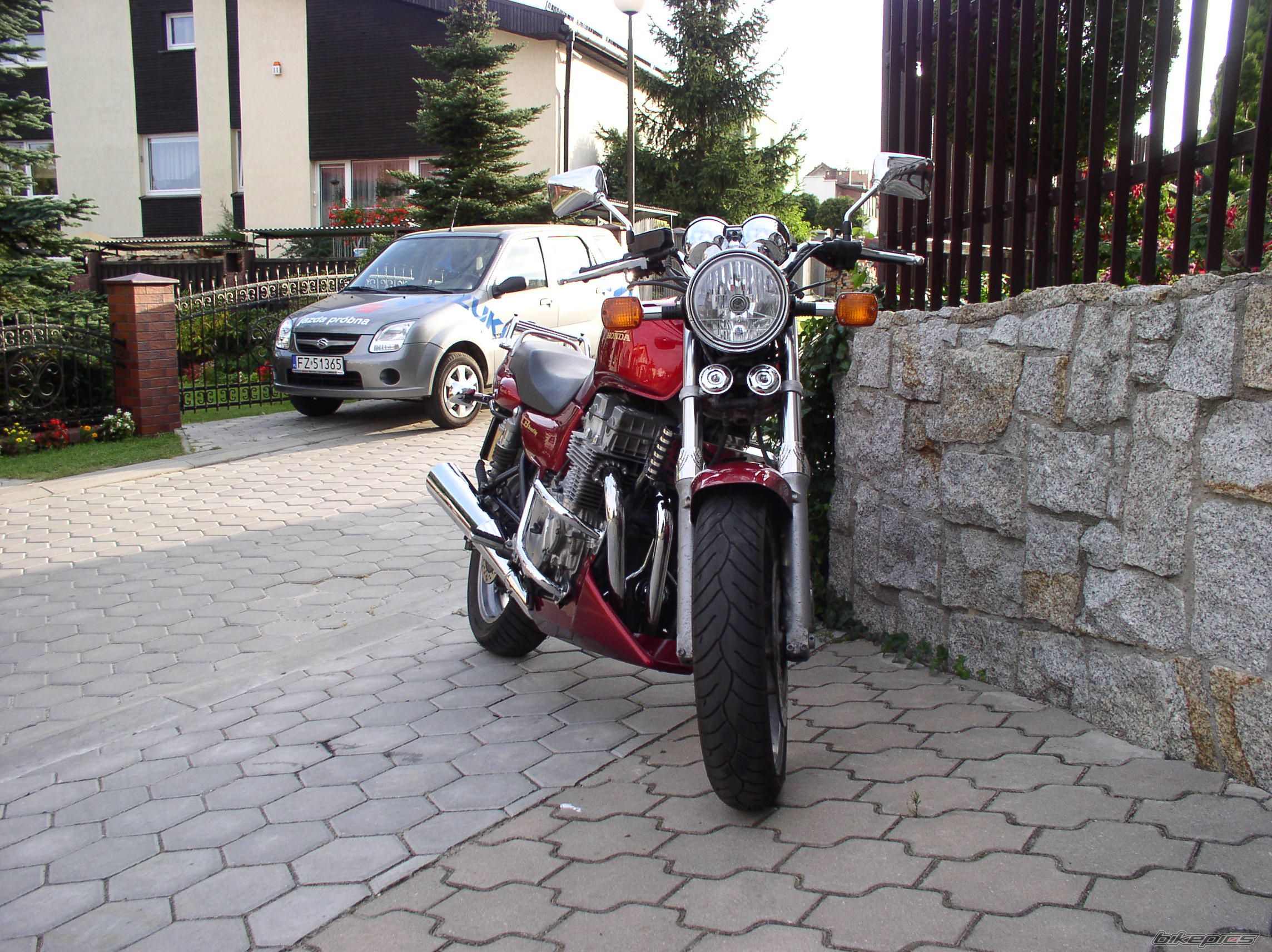 Photo 680292