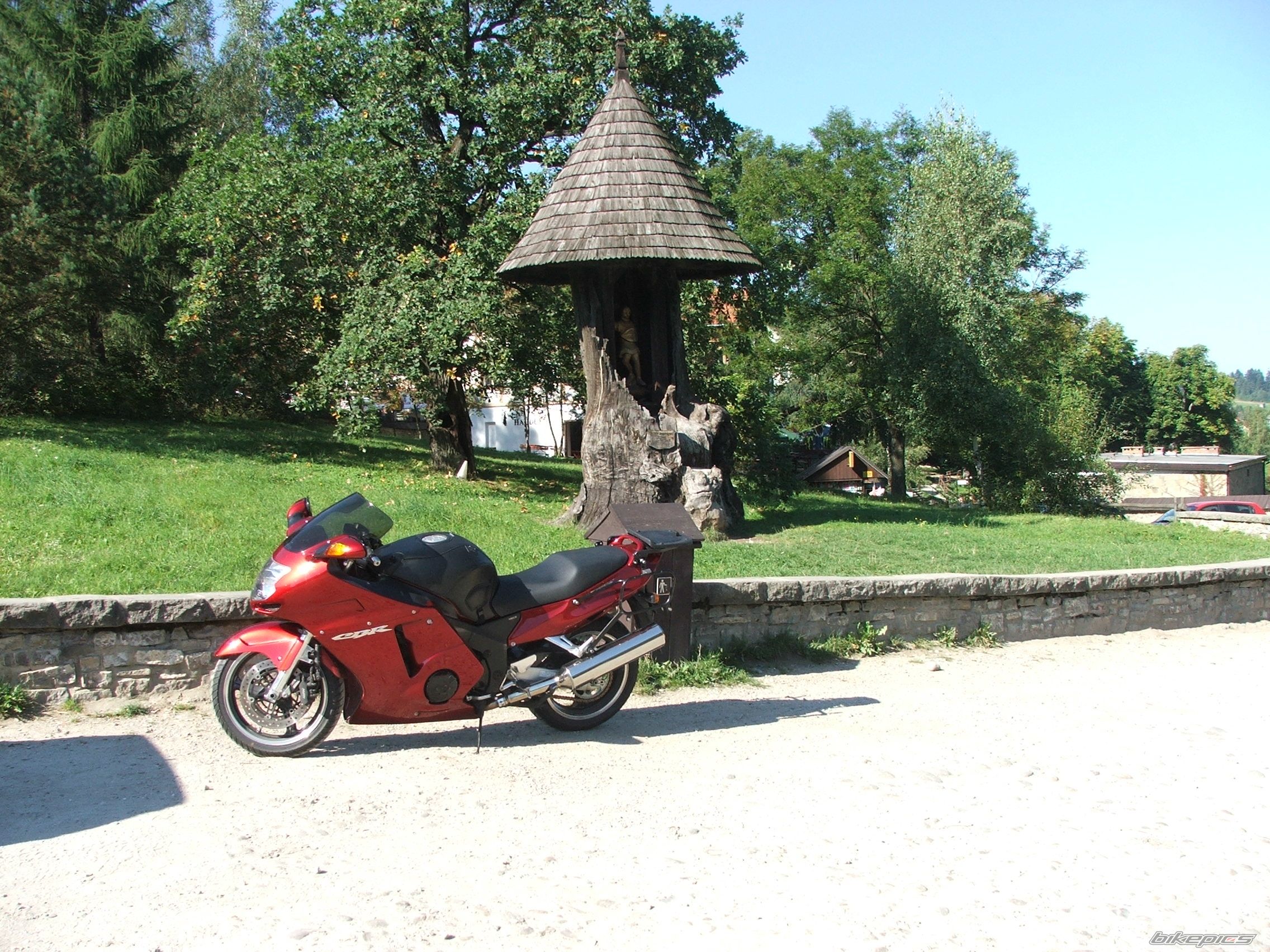 Photo 680472