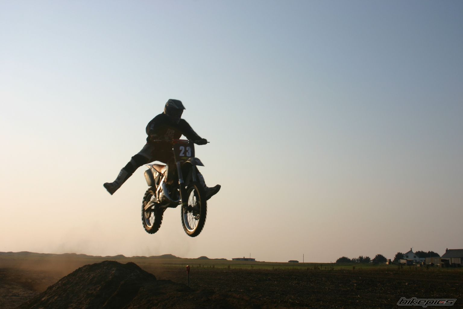 Bike Photo 680707