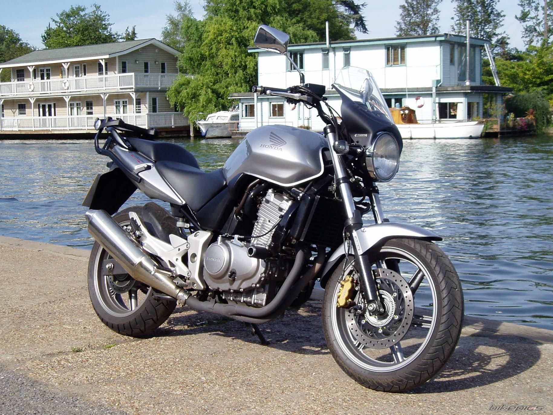 Bike Photo 681125