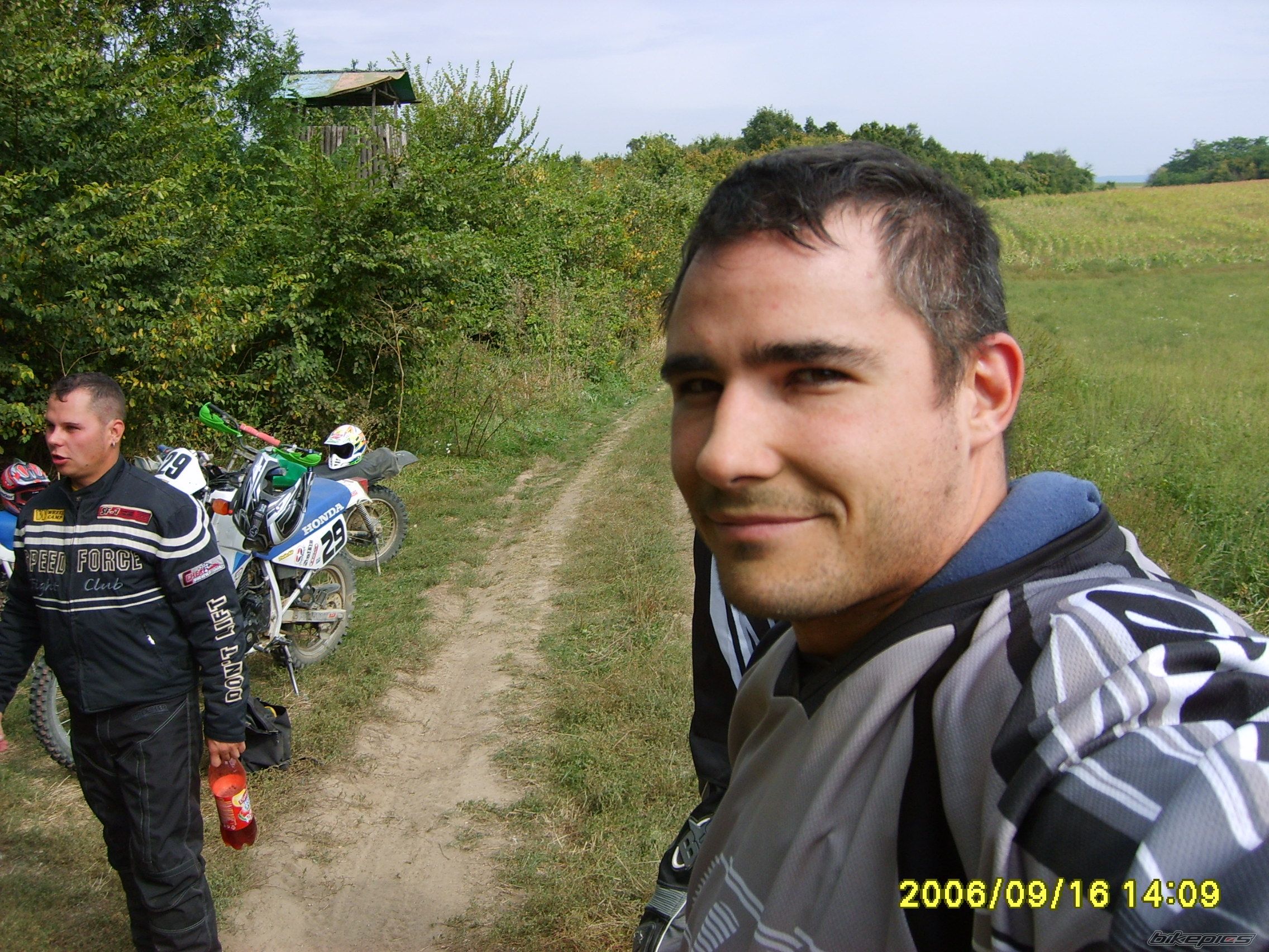 Photo 681722