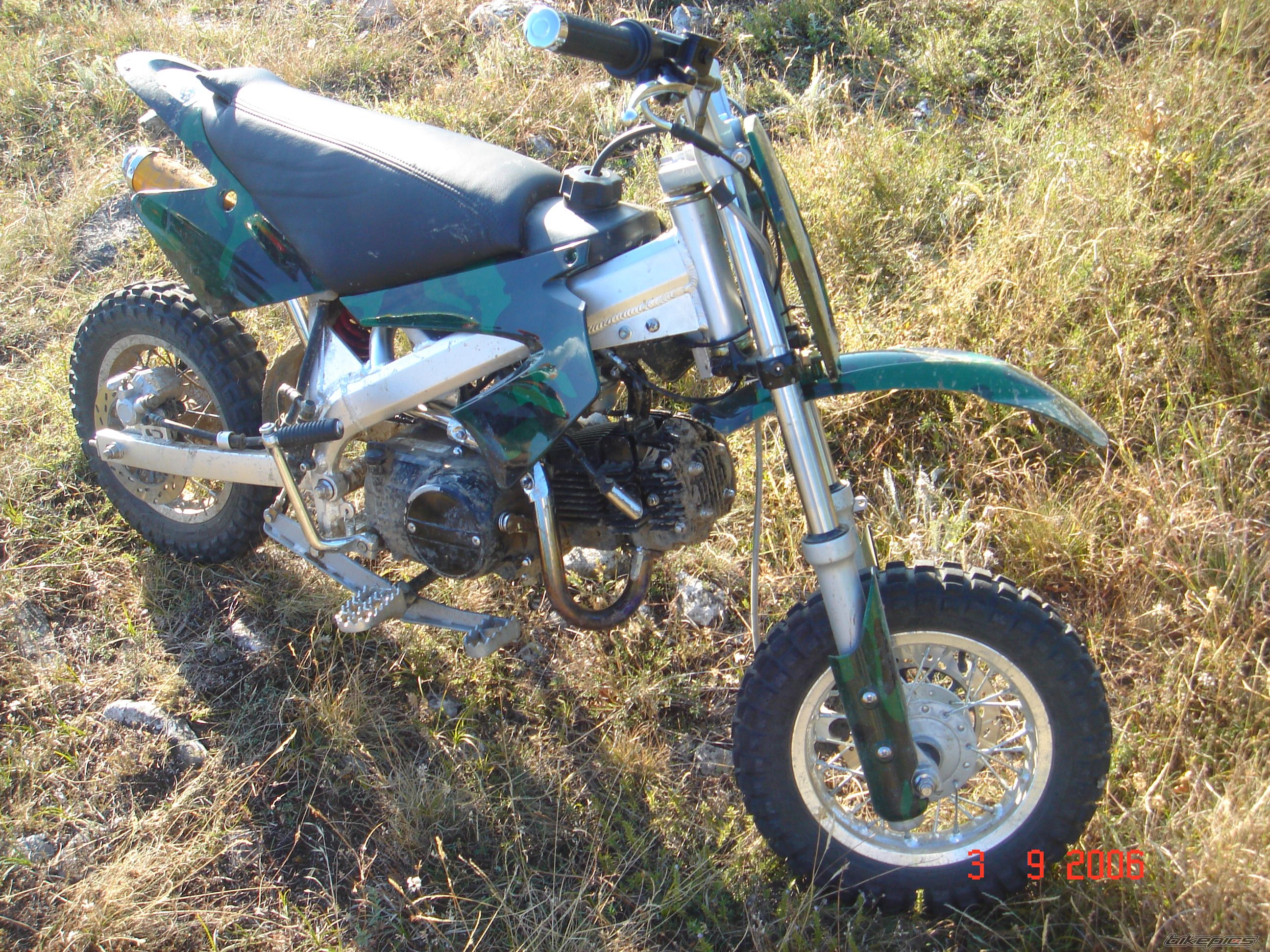Photo 681903