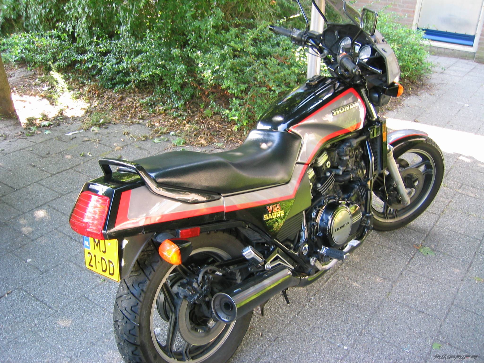 Photo 68192