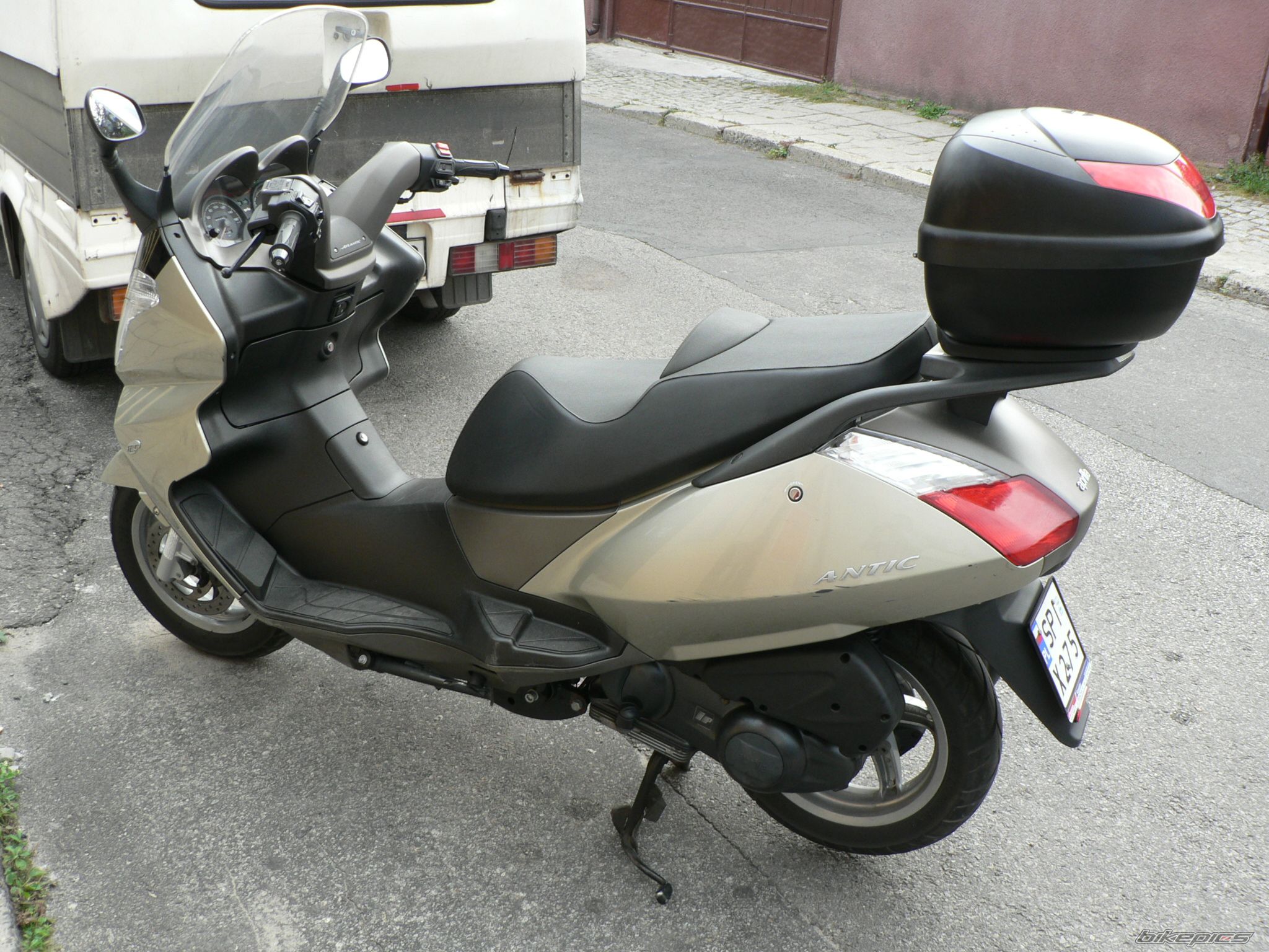 Photo 682371