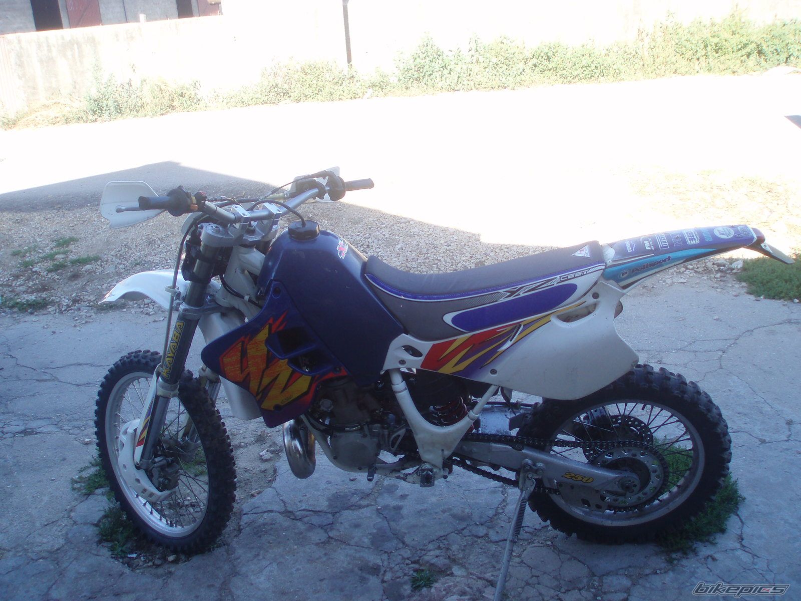 Photo 684613